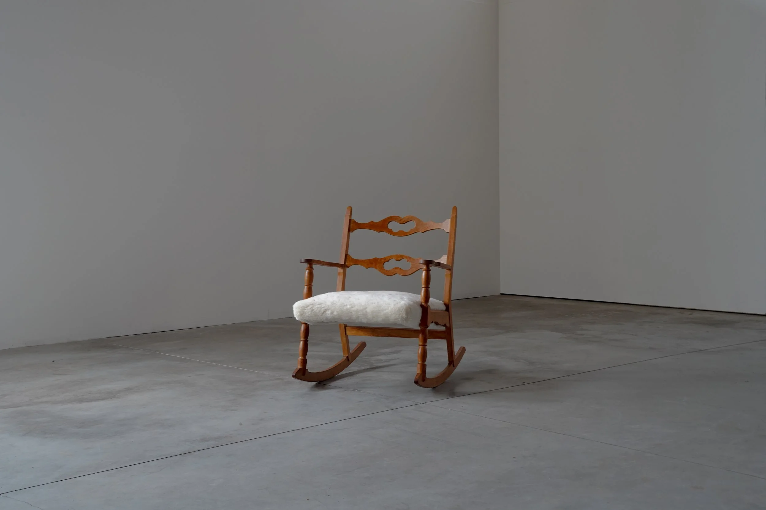 ROCKING CHAIR BY HENNING KJÆRNULF