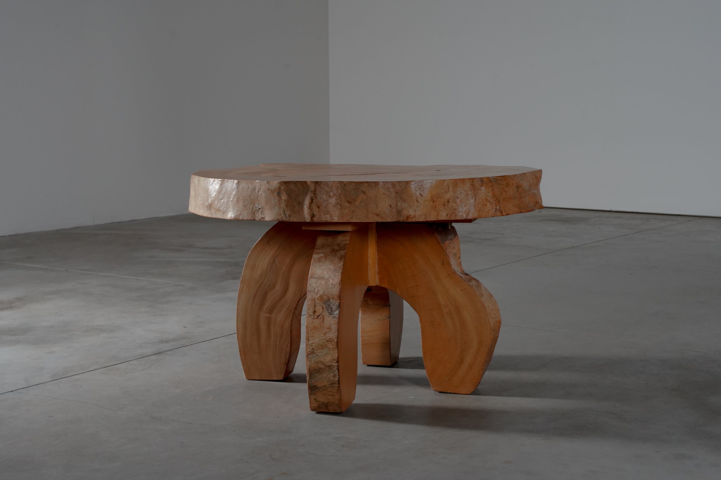 CHUNKY WOODEN CENTRE TABLE