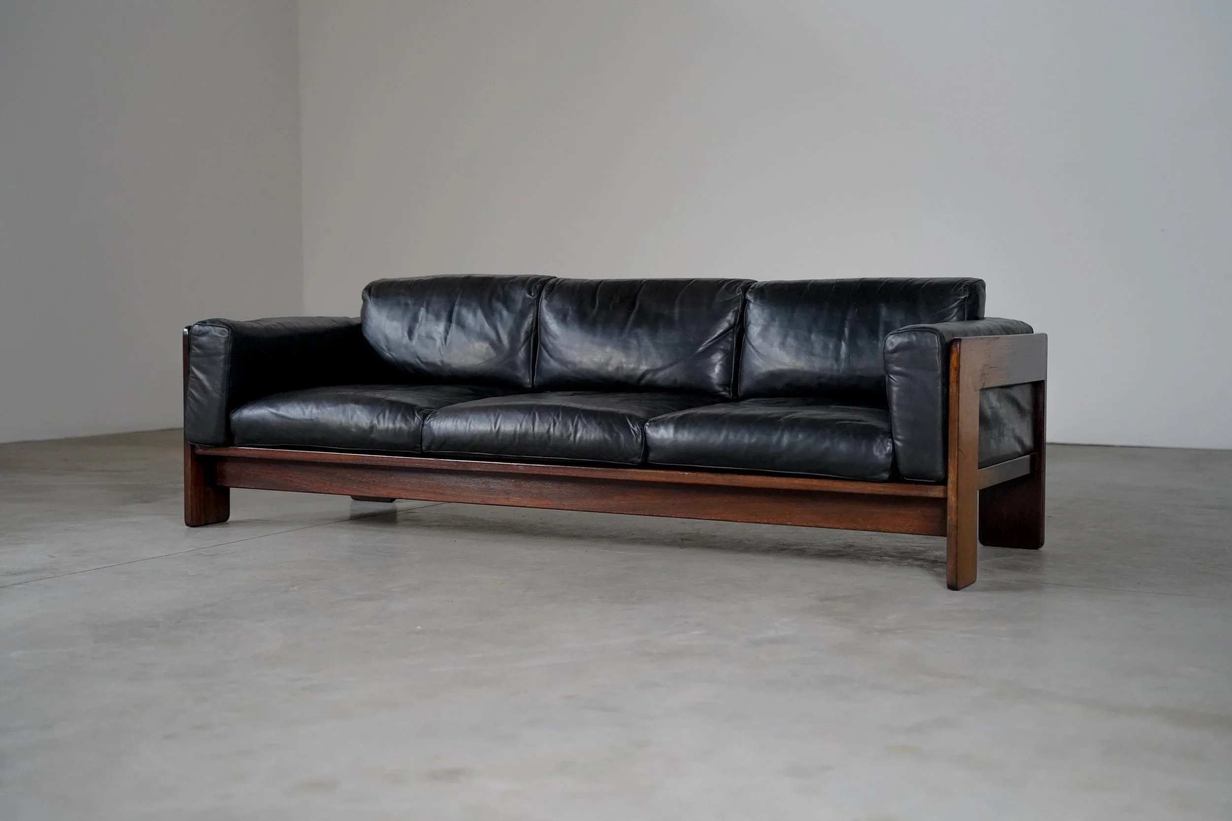 BASTIANO SOFA BY TOBIA SCARPA FOR KNOLL