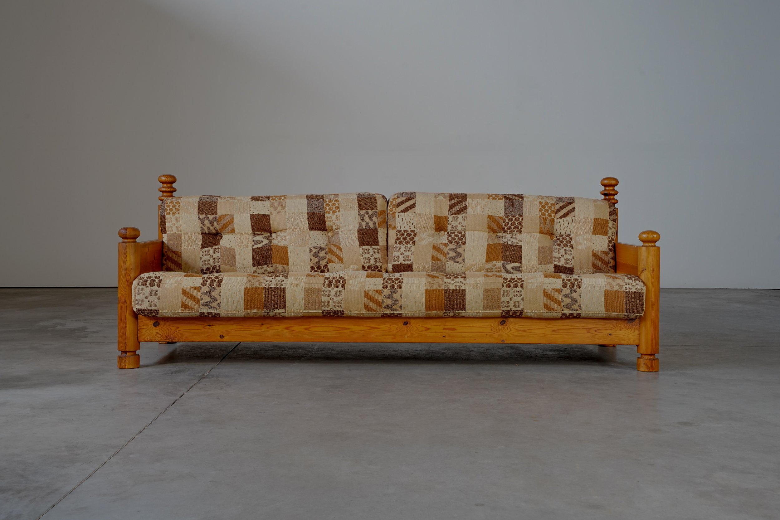 PINE SOFA BY UNO AND OSTEN KRISTIANSSON