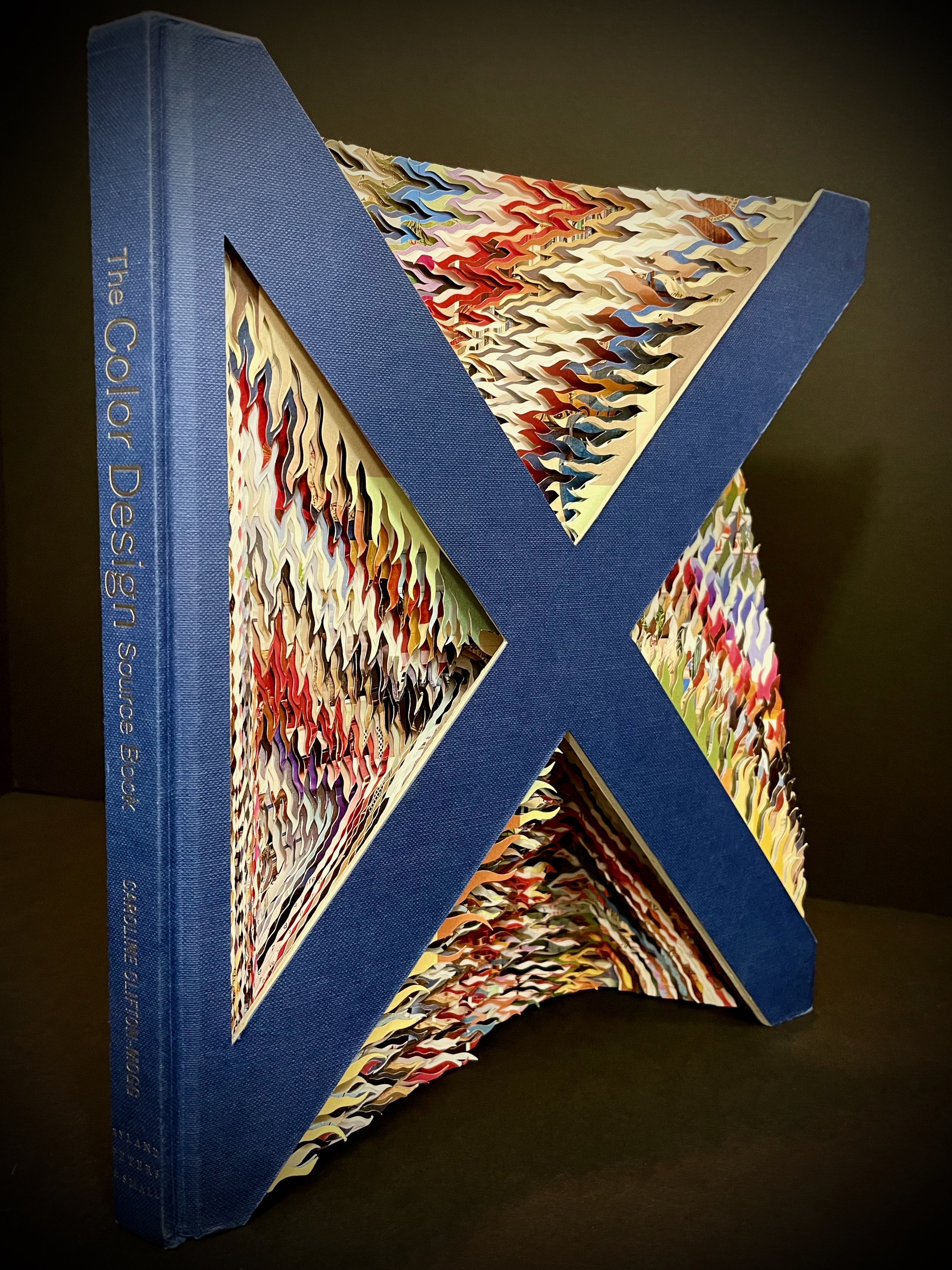 Ted_Wray_118Blue_X07_2022_10x12x5.jpeg