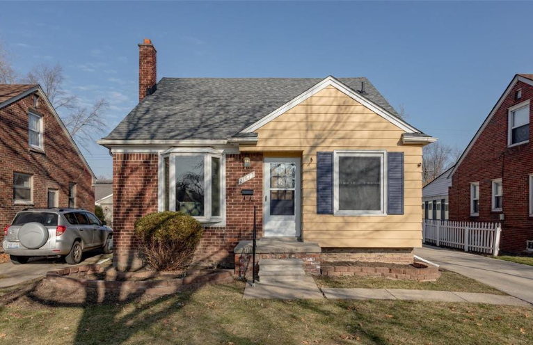 21673 Bournemouth  
Buy: $30k  
Rehab: $64k  
Sold: $144k  
Profit: $50k  
220 days
