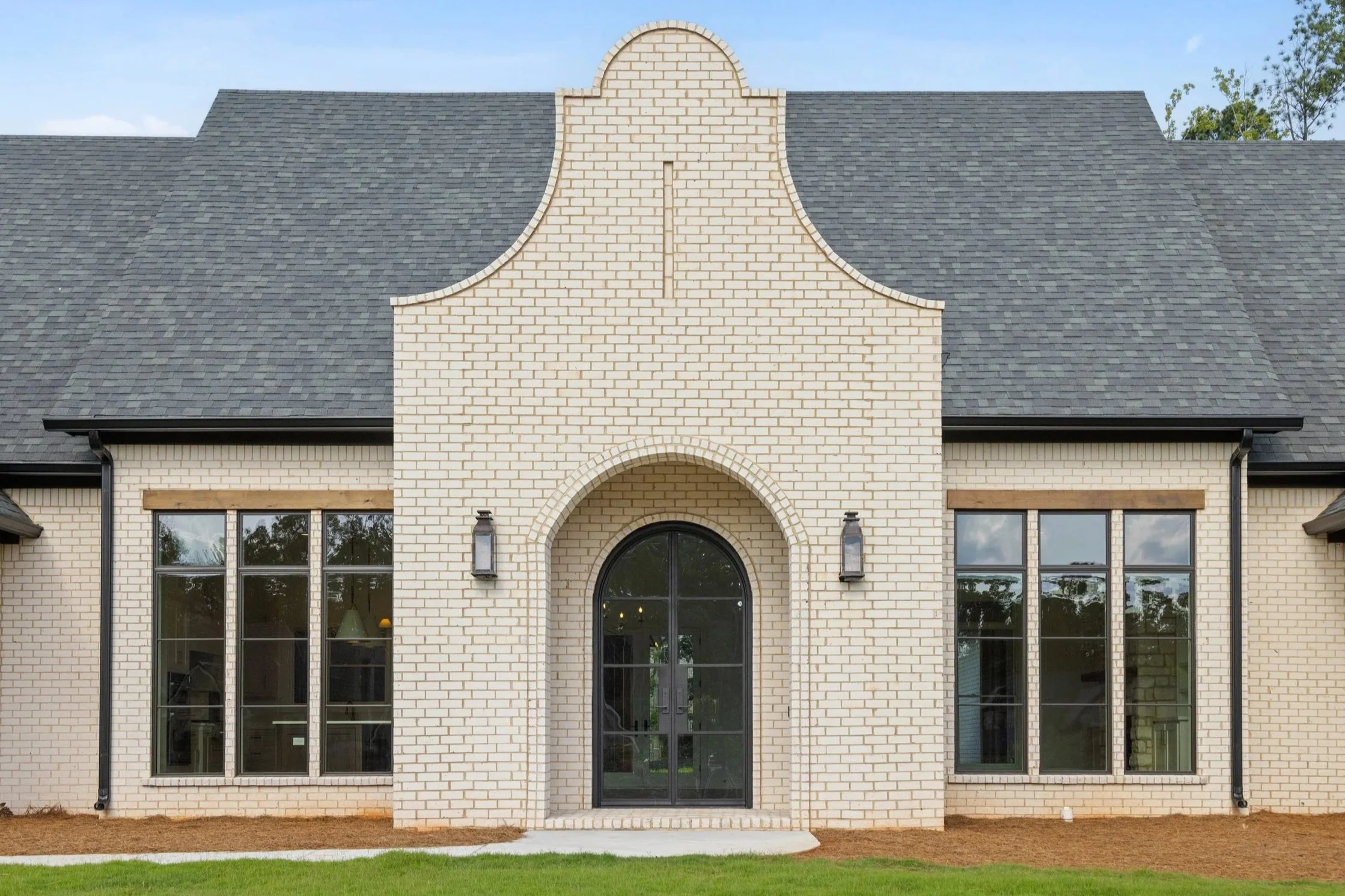 321 White Springs Lane