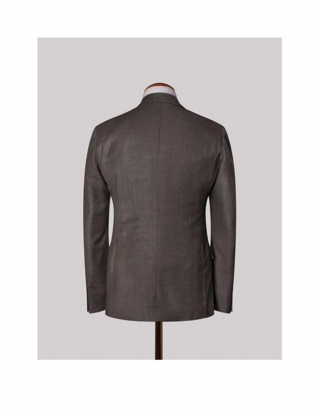 zarrar suits 2.jpg