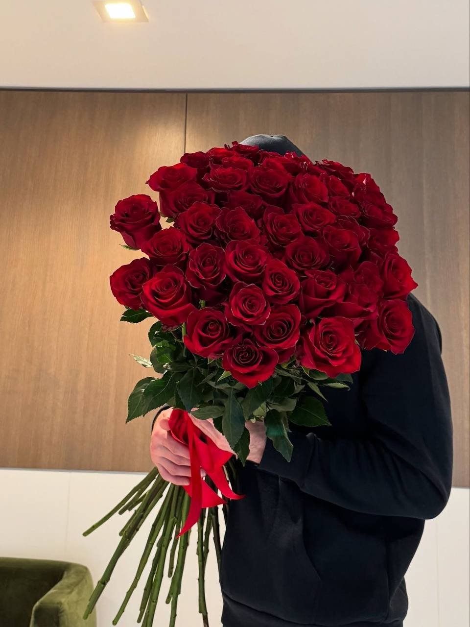 50 long-stem Red/White Roses
