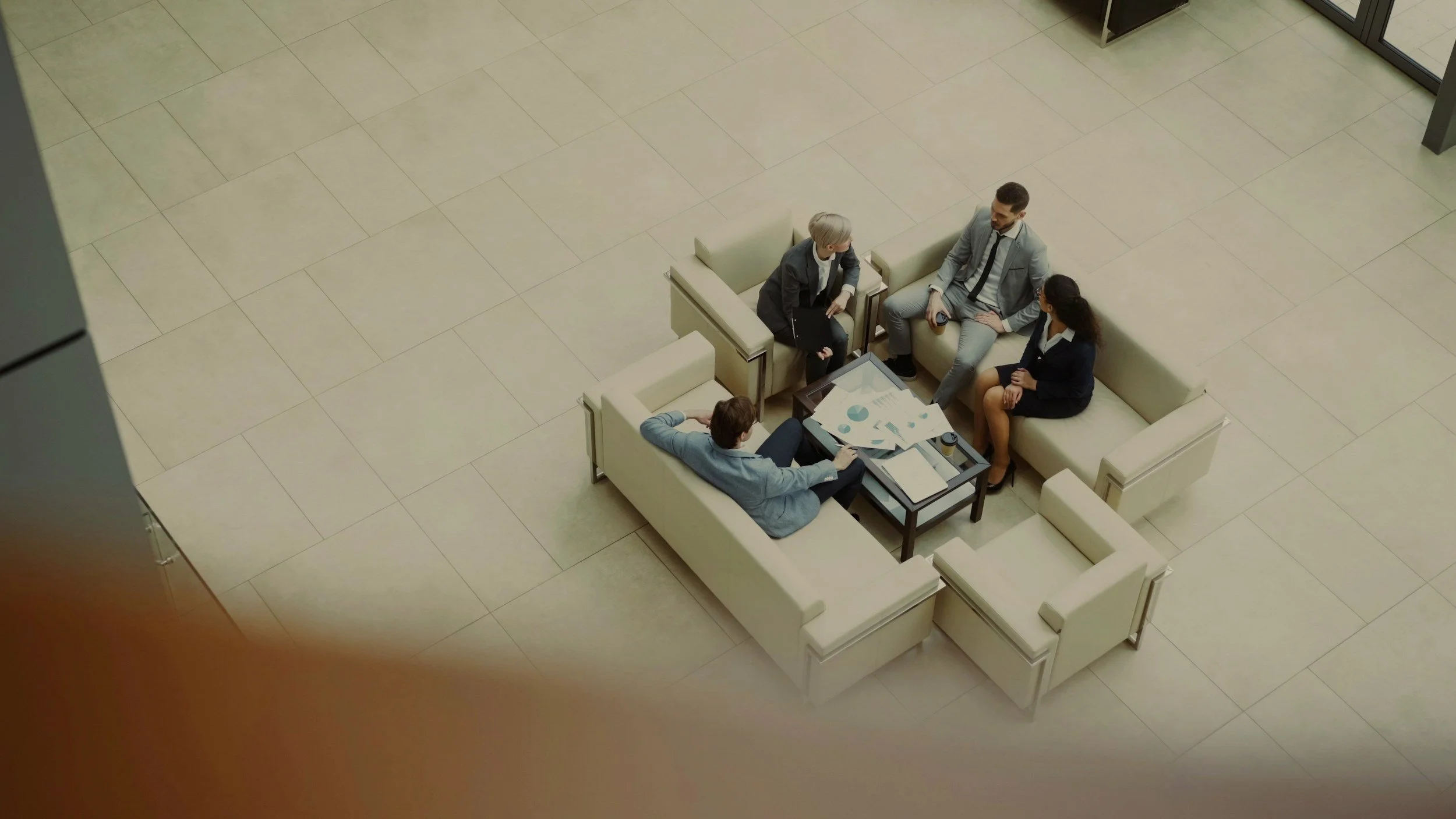 The Fractional CMO Advantage: How Mid-Market Leaders Are Winning Without Full-Time Executives