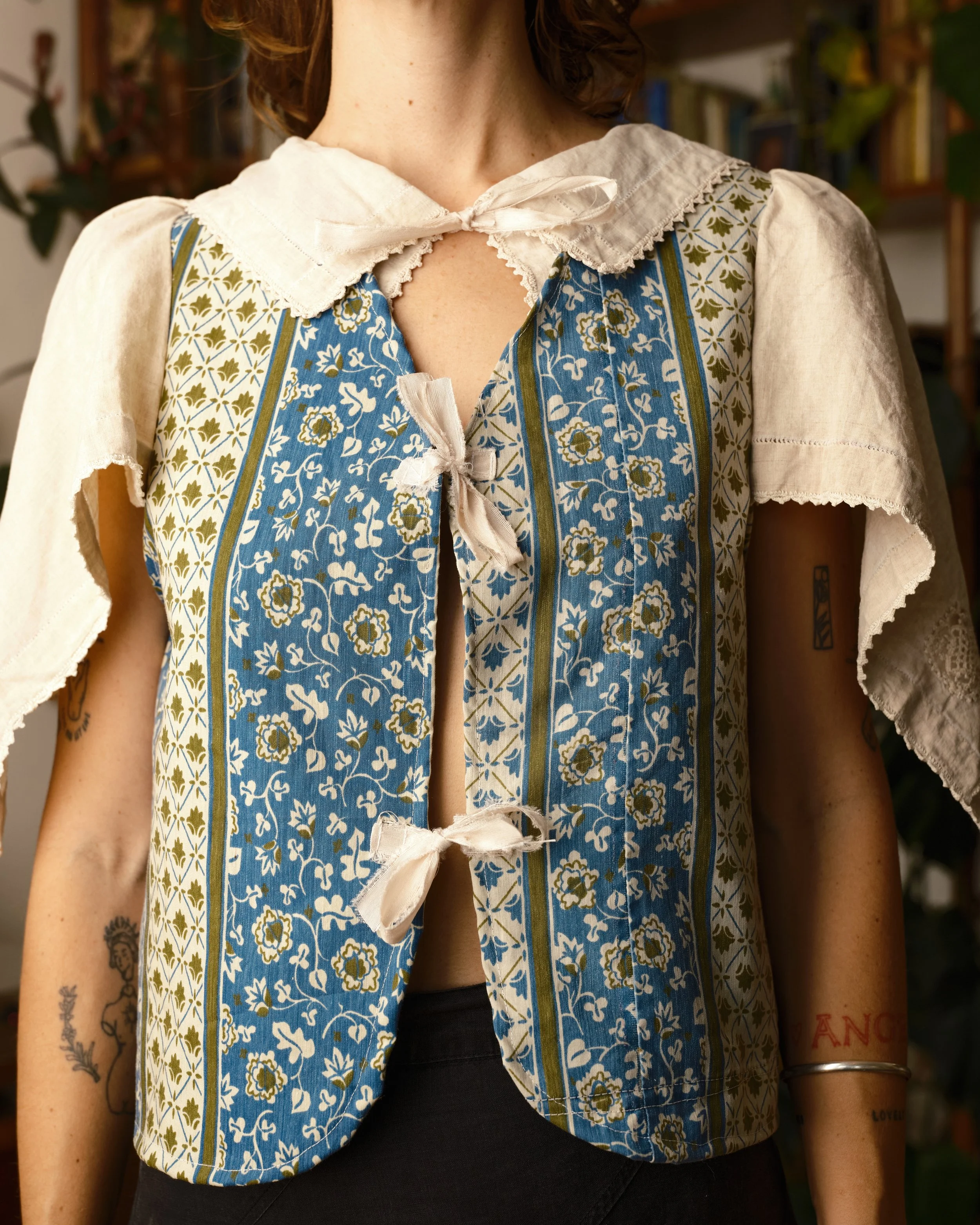 meal companion dinner guest blouse.jpeg