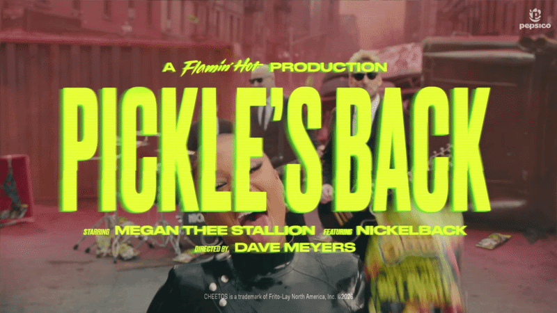 CHEETOS FLAMIN' HOT DILL PICKLE