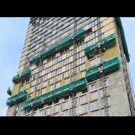 Replacing Siding Stacked Mast Climbers.jpg