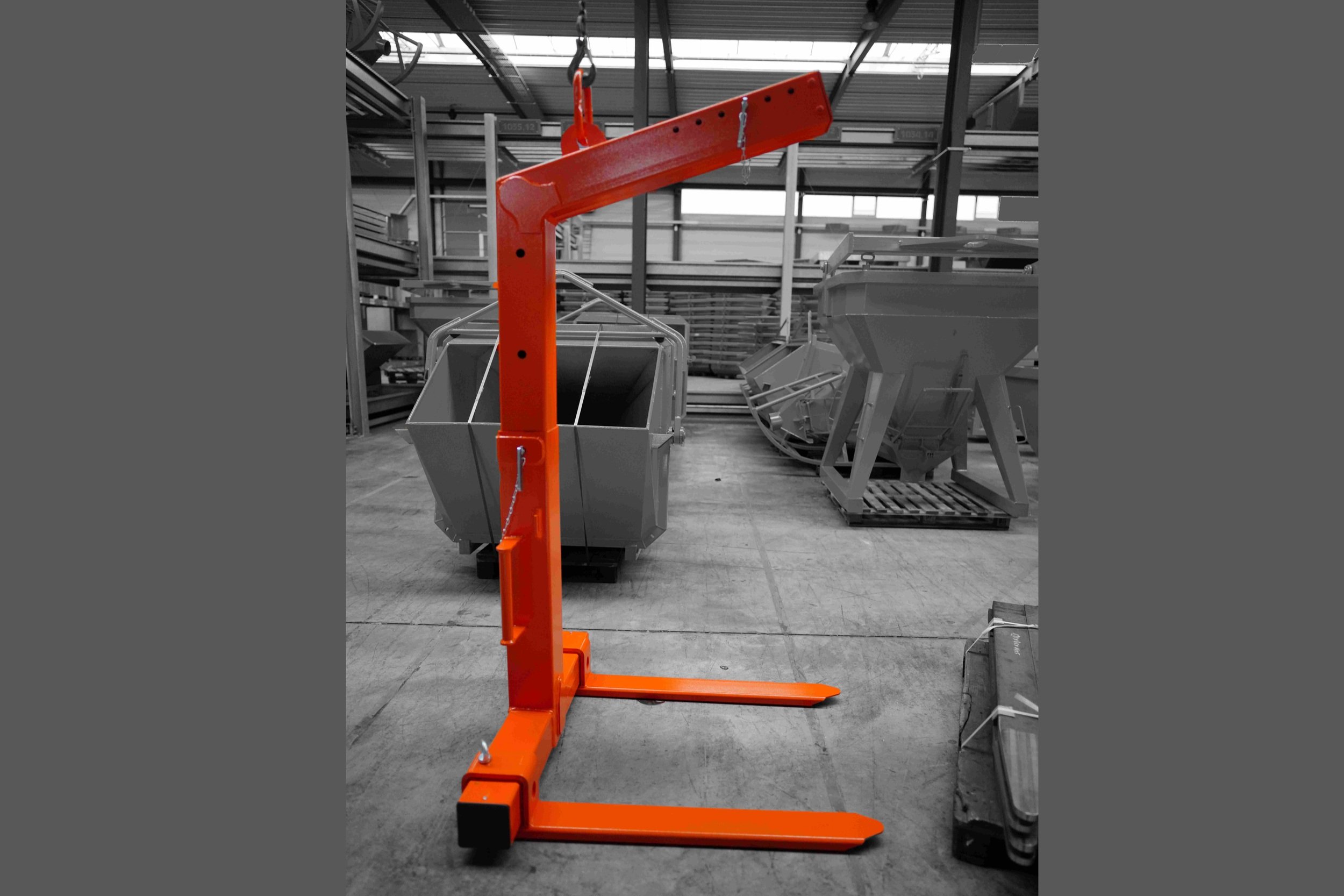 Crane Pallet lifter by Eichinger