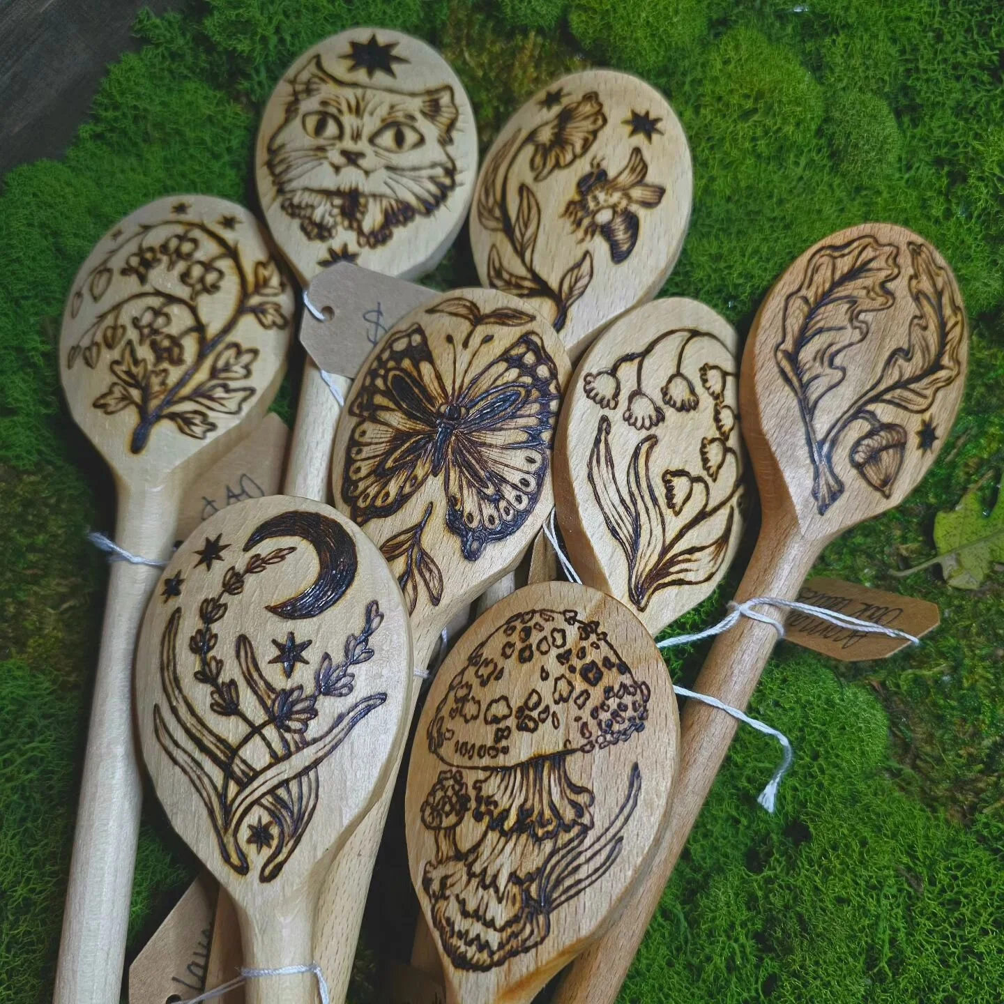 🥄🪵✨️New spoons for my upcoming markets! ✨️🌿

Come check them out in person at the Winter Lights Festival Holiday Market today from 3 pm-8 pm in Blacksburg!

I'm very excited about the progress I have made design-wise with these. I love how sweet t