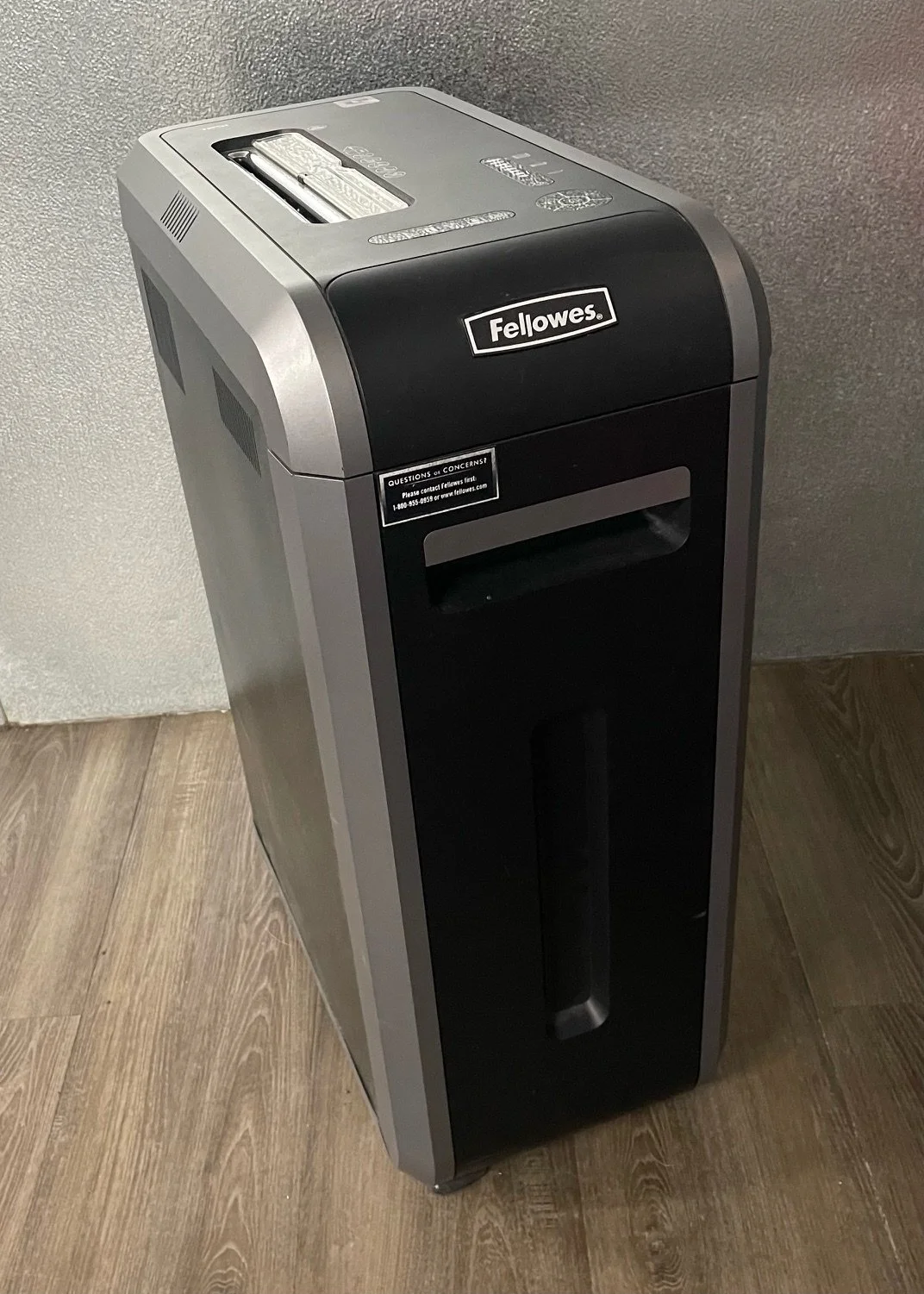 Silent Auction Fellowes Shredder — Monticello Help Center