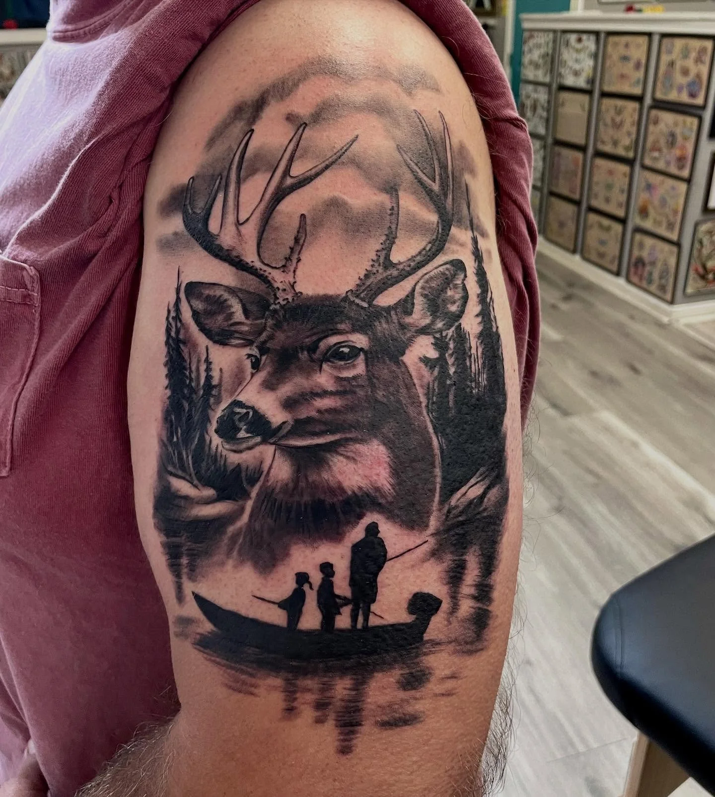 Detailed Sentimental tattoo by @cashusclay35_ 
π£π¦π§‍π§‍π§
Stop in with a cool idea or schedule an appointment for a future date! 
(318) 562-3021 π  Ghostfiretattoo.comπΈοΈ
#shreveporttattooartist #shreveporttattoos #shreveportla