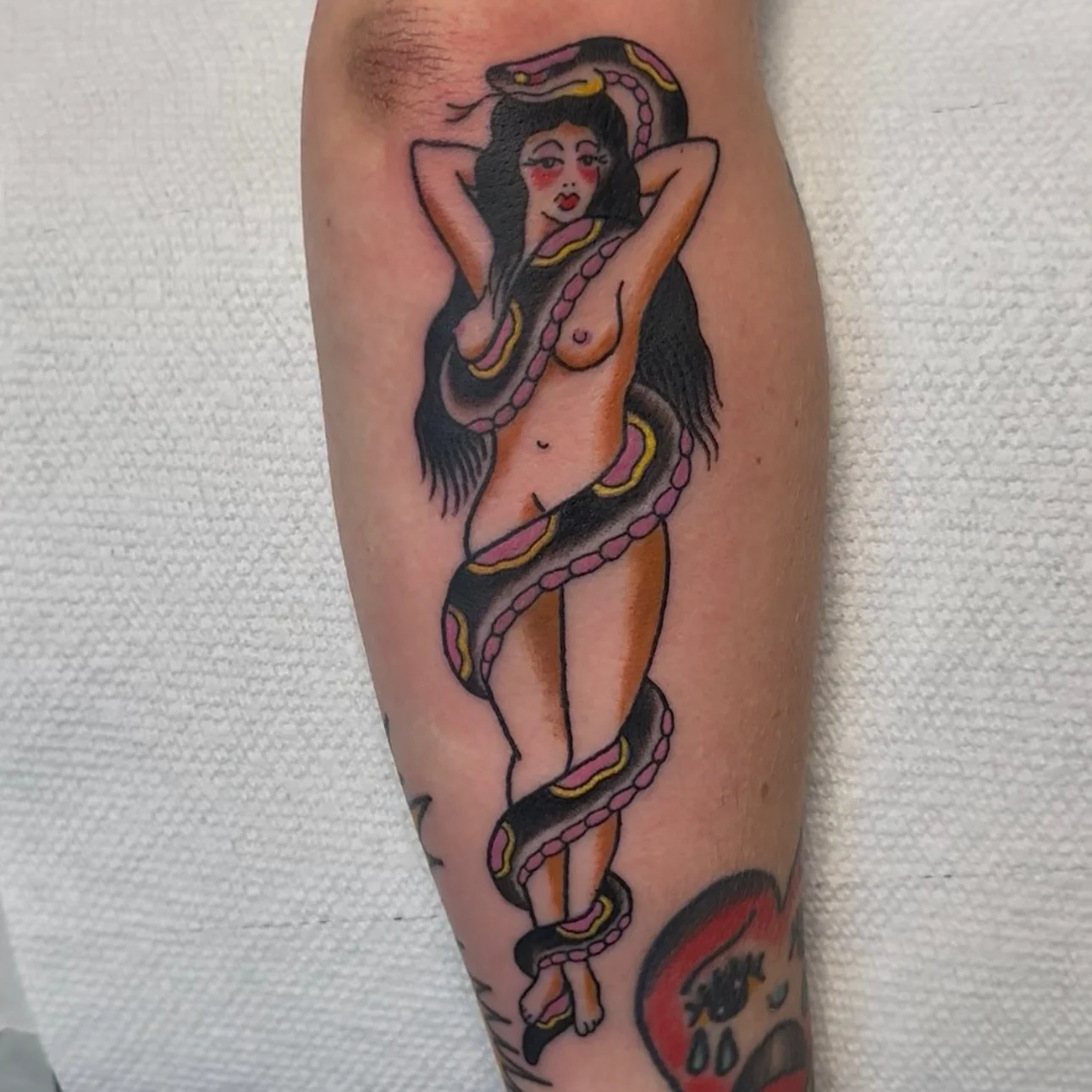 Here&rsquo;s a snakey one by @shanemccormicktattoos picked right off the wall! Come in and see all the cool flash that adorns the walls of Ghostfire (318)562-3021 Walk-ins Daily! 12-8PM

#shreveporttattoo 
#traditional tattoo
#louisianatattooshop