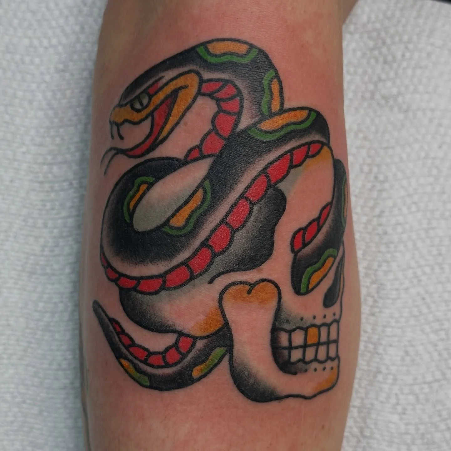 Check this one out by @shanemccormicktattoos from our &ldquo;Friday The 13th&rdquo; Flash Special. Looking for reeeeally good tattoos? Give us a call or stop on in (318)562-3021 Walk-ins and/or Appointments 12-8PM daily. 

#shreveportsfinest 
#bestta