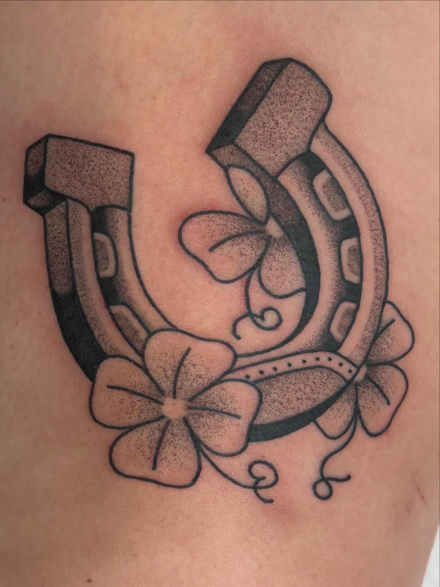 Here&rsquo;s a horseshoe done by @johnbentrup 
Walk-in&rsquo;s welcome!
Here 12-8
Come on in!
(318)-562-3021☎️