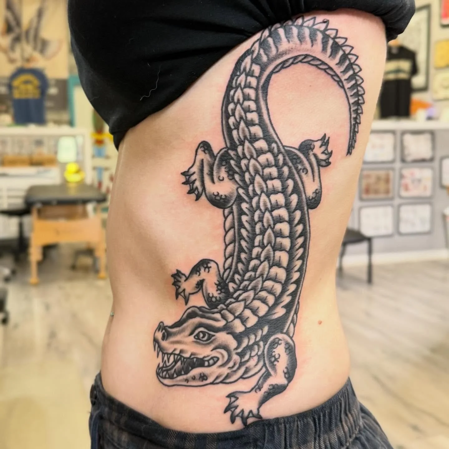 Here&rsquo;s a sick ass swamp puppy done by @jeffpatterson_tattoo 
Reach out to your favorite artist to get an appointment scheduled! 
Or shoot for a walk-in, because we take those😎
Here 12-8 daily! 
Come on in and see us
(318)-562-3021☎️