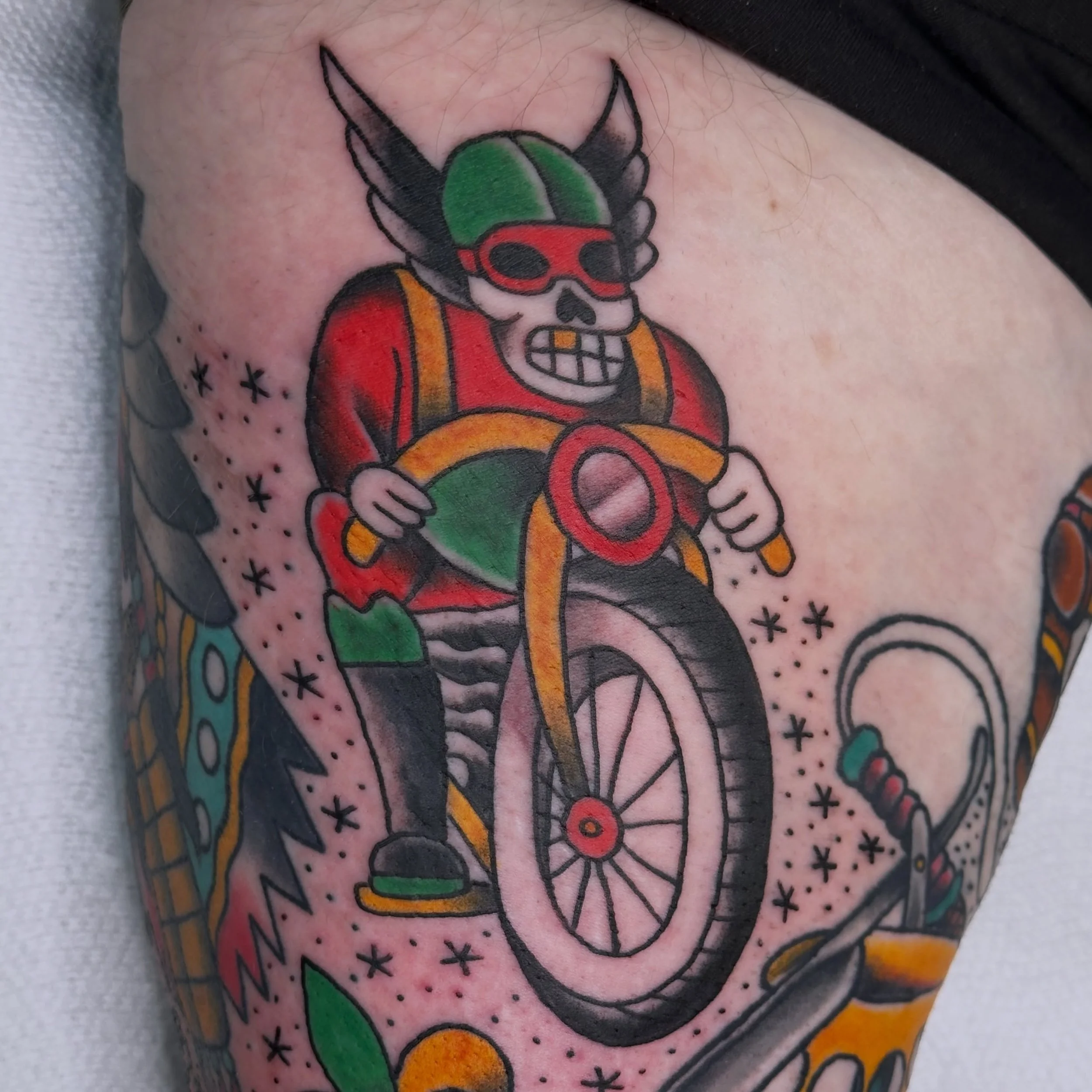 Here&rsquo;s a cool &ldquo;Bert Grimm&rdquo; piece by @shanemccormicktattoos 
Come see us, we take walk-ins and appointments daily (318)562-3021