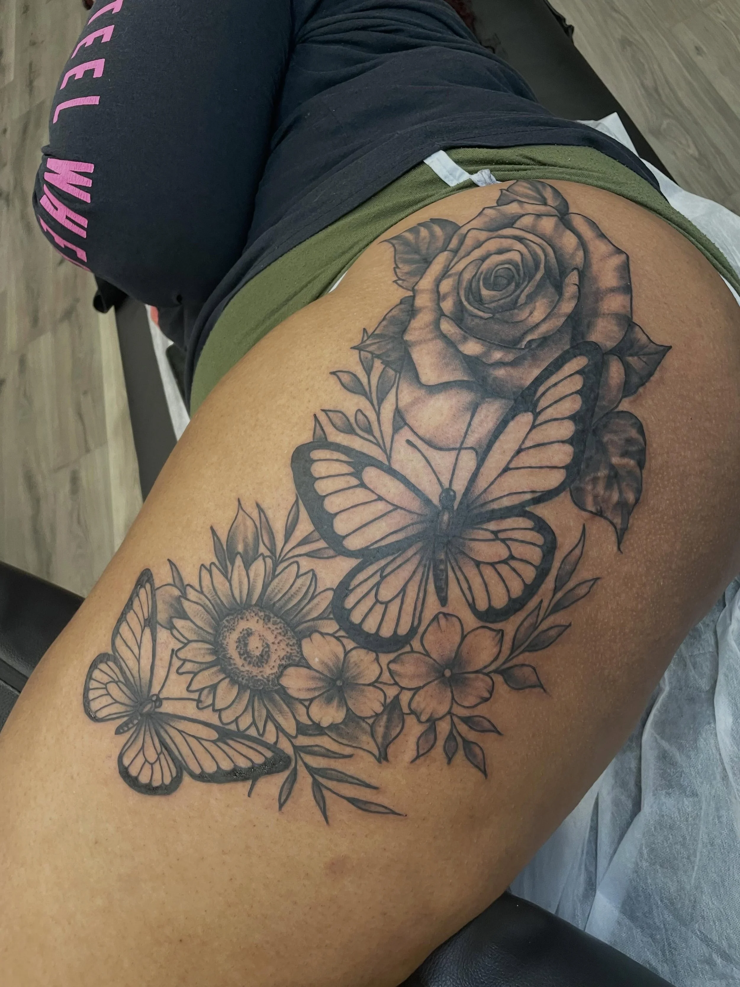 Stunning thigh piece done by @cashusclay35_ 
Stop in or give us a call to book with the artist of your choice! We're here 12-8 7 days a week! 
#shreveportla #ghostfiretattoo #thightattoo