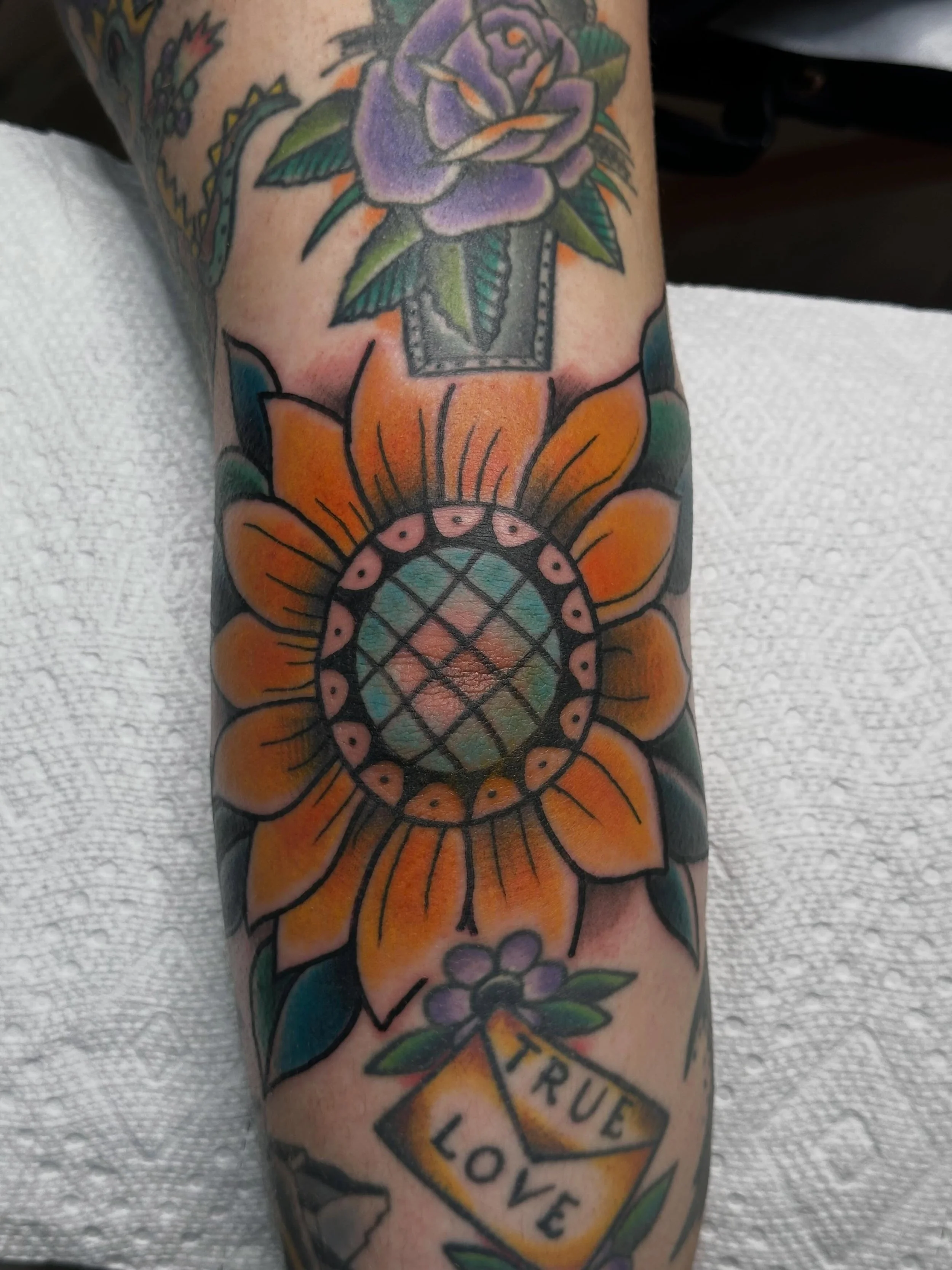 Sick elbow blaster done by @shanemccormicktattoos 
Walk-ins welcome! 
Here 12-8
Come on in and see us!
(318)-562-3021☎️