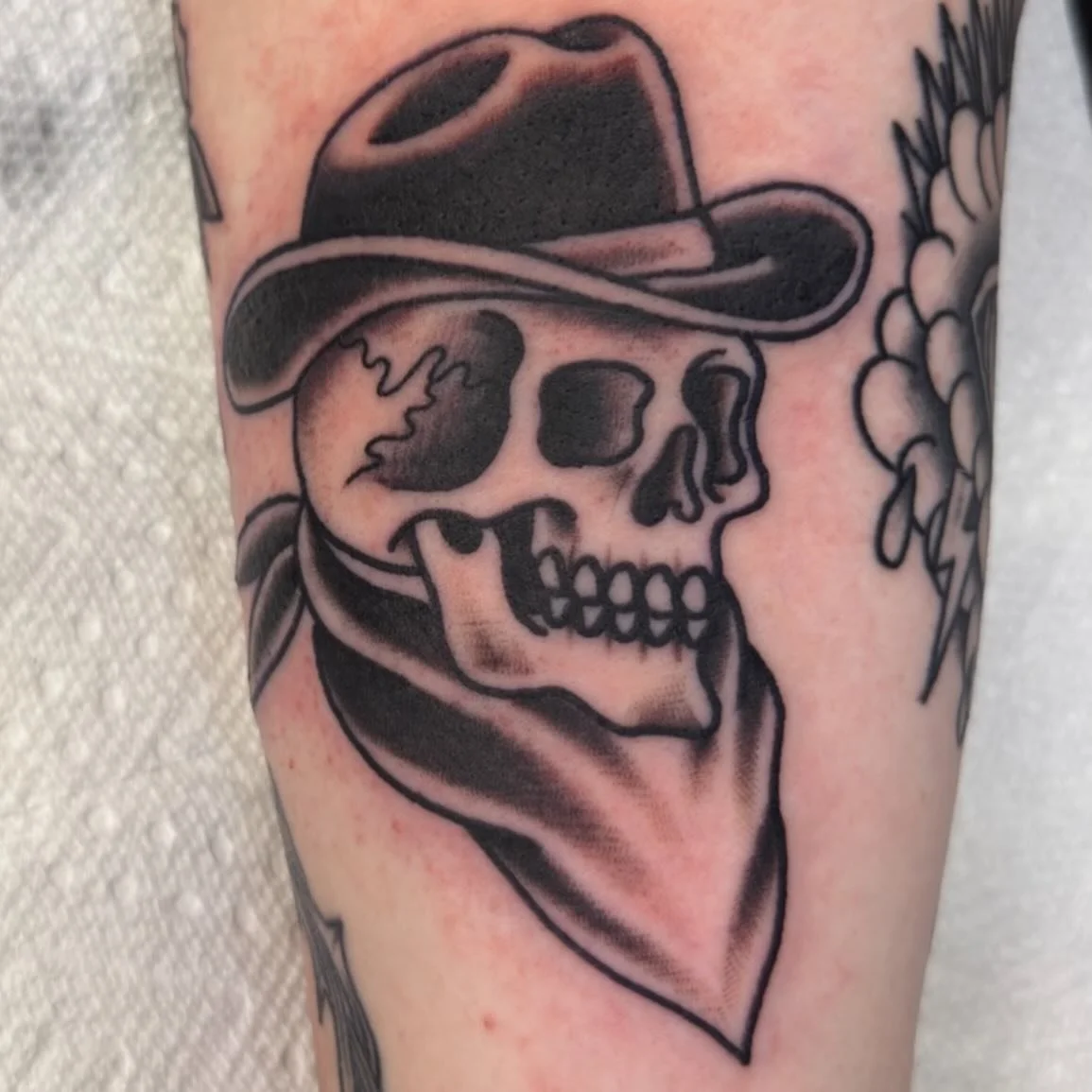 Check this sick one out, done by @jeffpatterson_tattoo 
Walk-ins welcome!
or reach out to your favorite artist to get an appointment scheduled!
see ya soon
(318)-562-3021☎️