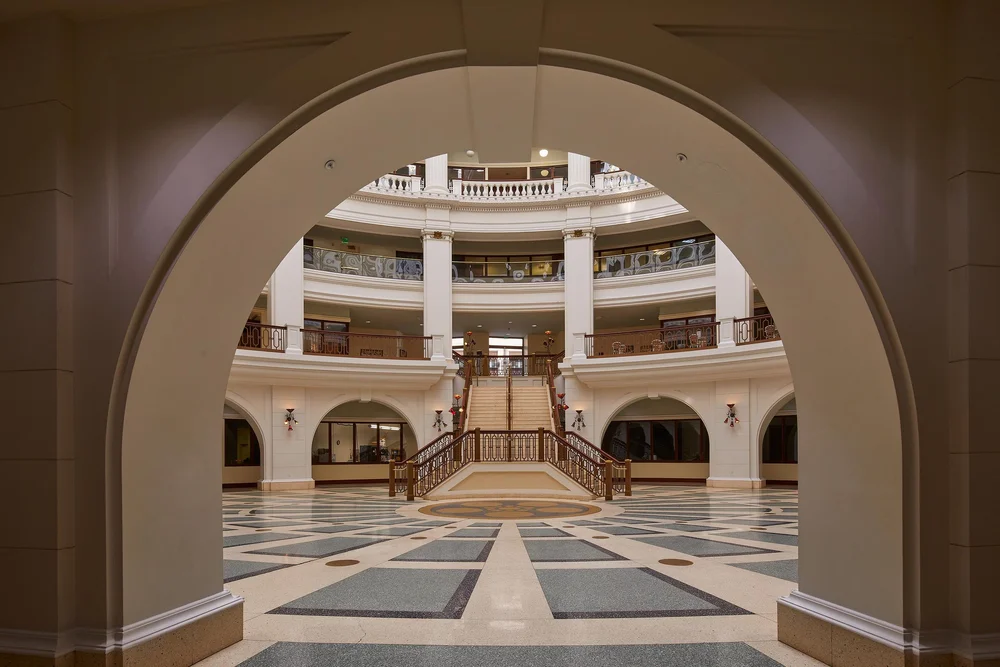 The Magnificent 110-Year History of Oakland's Rotunda Building — Uncommon