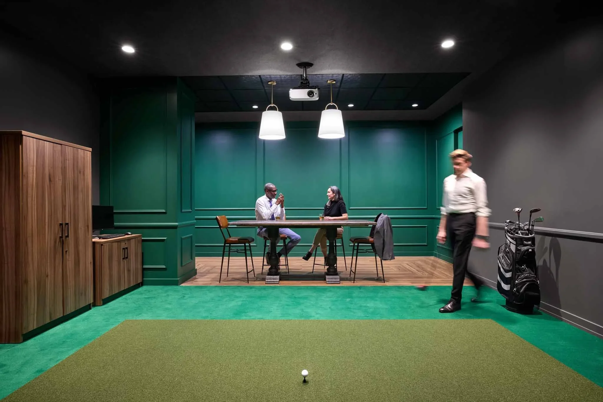 Golf Stimulator room at the Rotunda