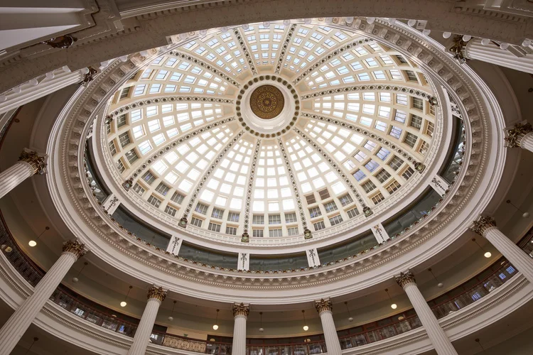 The Magnificent 110-Year History of Oakland's Rotunda Building — Uncommon