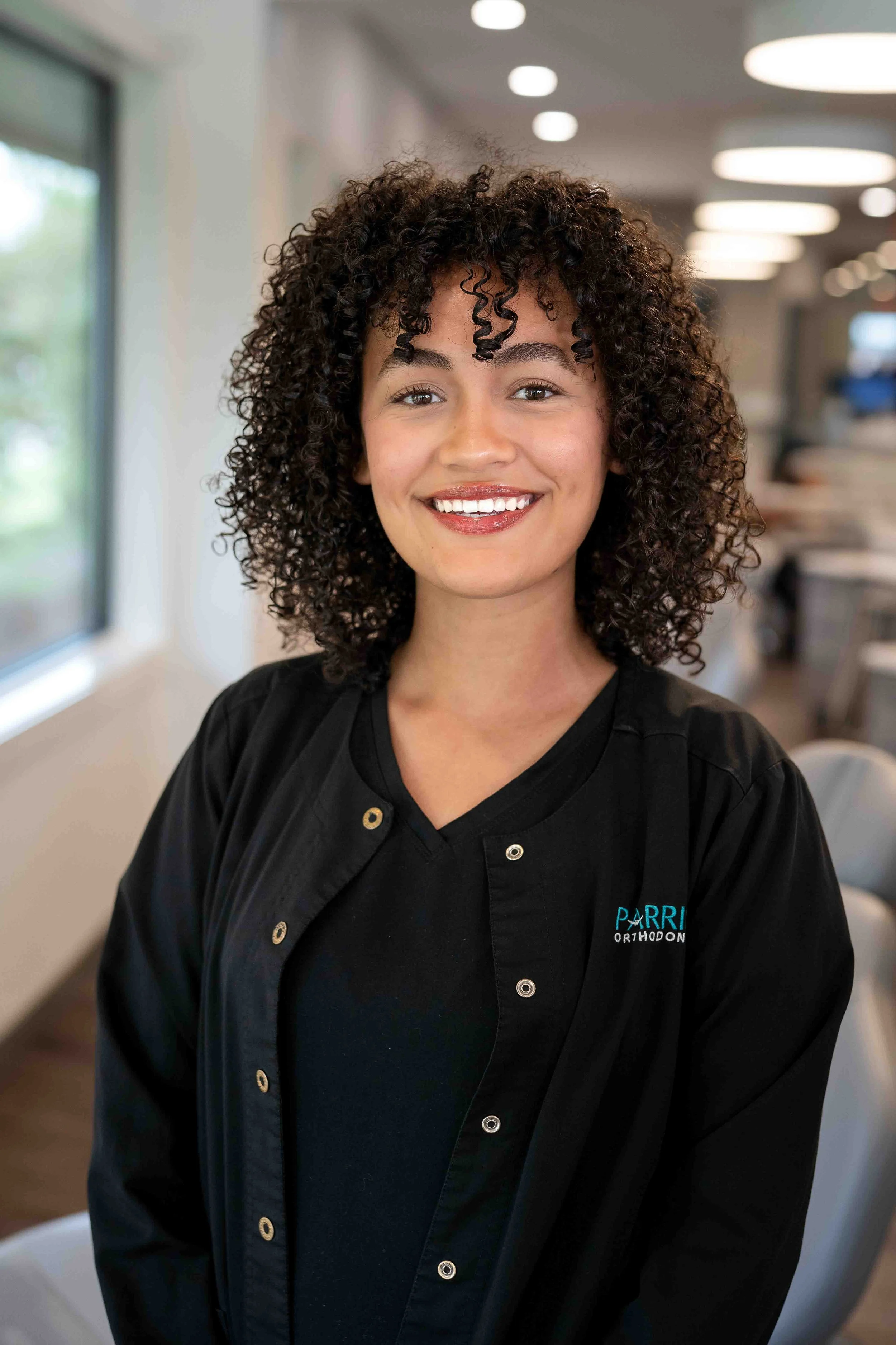 headshot_photographybymegmiller (1 of 8.jpg