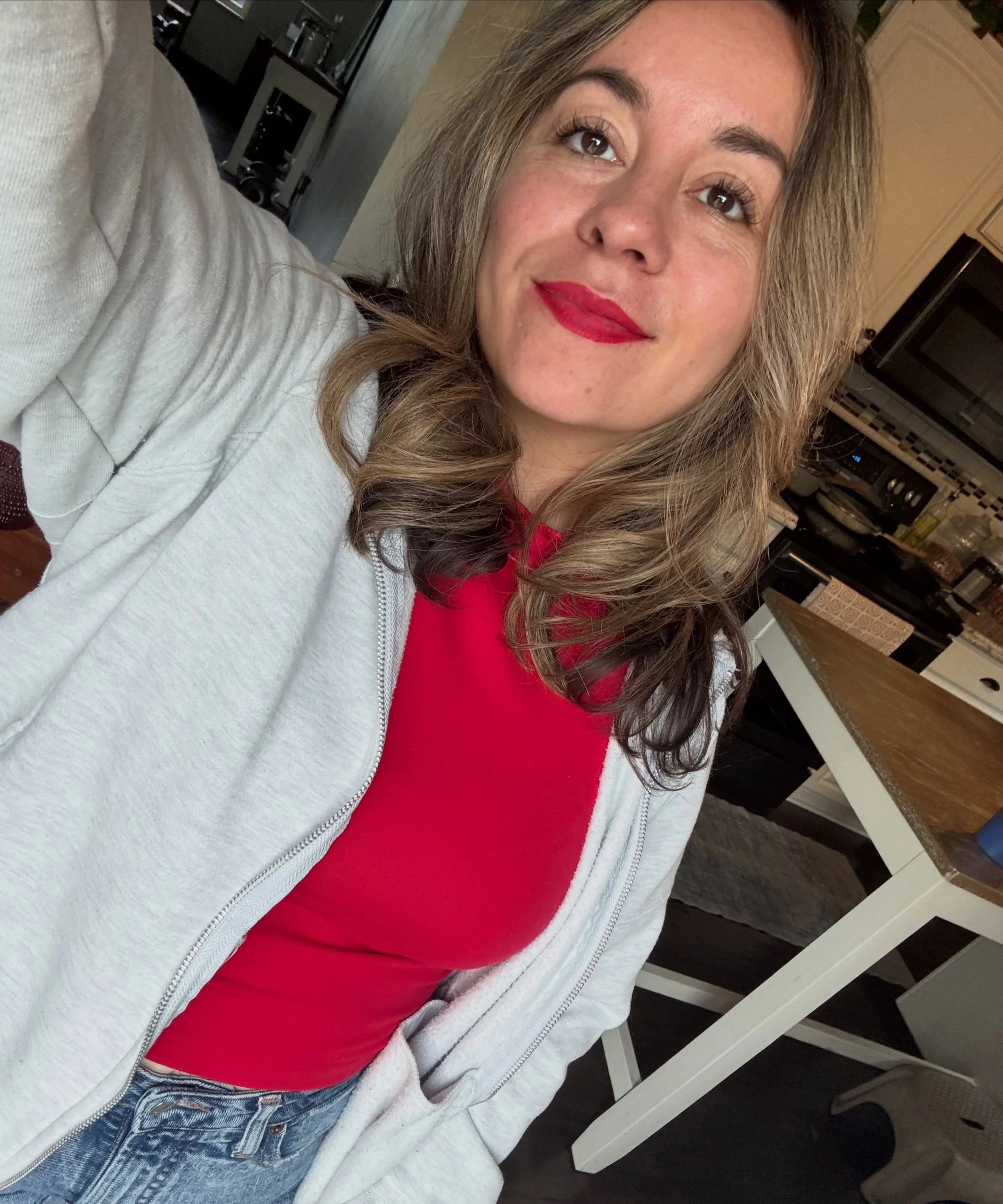 38. 🥹🎂

12 pictures starting from most recent. 12 meses. Y wow&hellip; cu&aacute;nto puede cambiar una vida en un a&ntilde;o. I think you can see the way my face has changed these months 🥹 

I&rsquo;ve loved, lost, cried, laughed, traveled, create