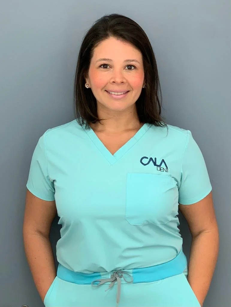 Dr. Cynthia Cala, dental implant specialist in San José del Cabo