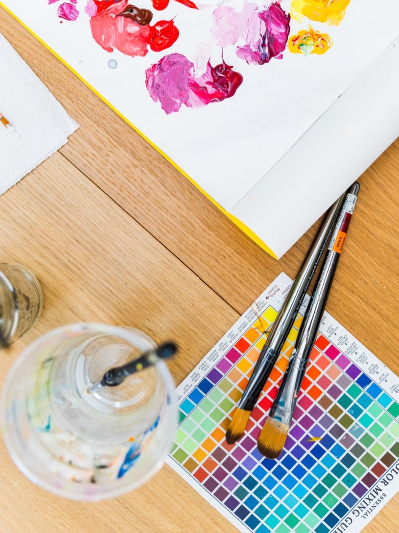 Fresh season, fresh inspiration&hellip; I&rsquo;m so excited to share what&rsquo;s to come for @devonlouiseart next week 🤍

Be the first to see it by joining my email list at www.devonlouiseart.com 

📸 @coreyallynphotography