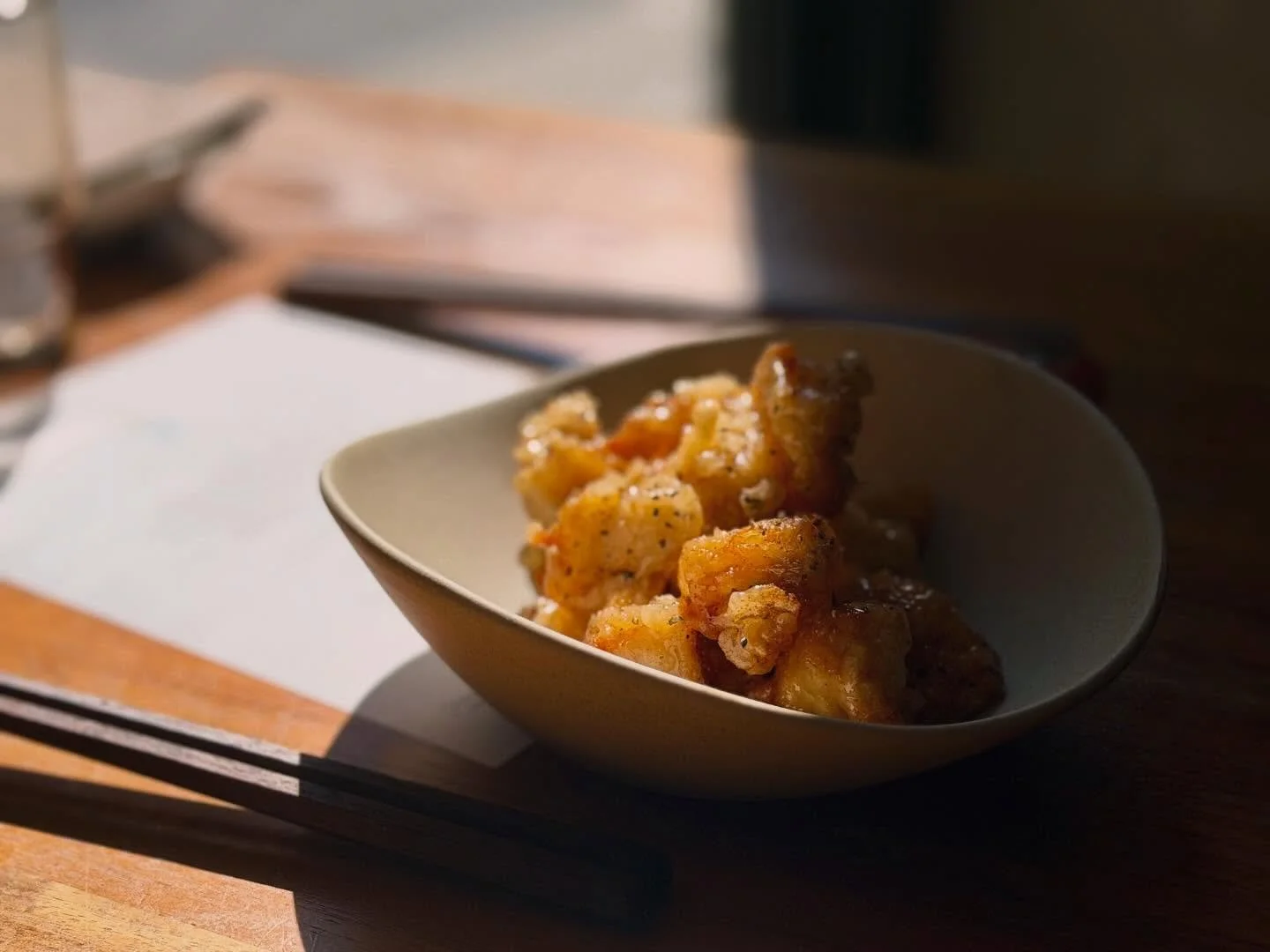 New snack to go with your sake 🍶
Sweet n Sour Nankotsu Popcorn.
Available from tonight.