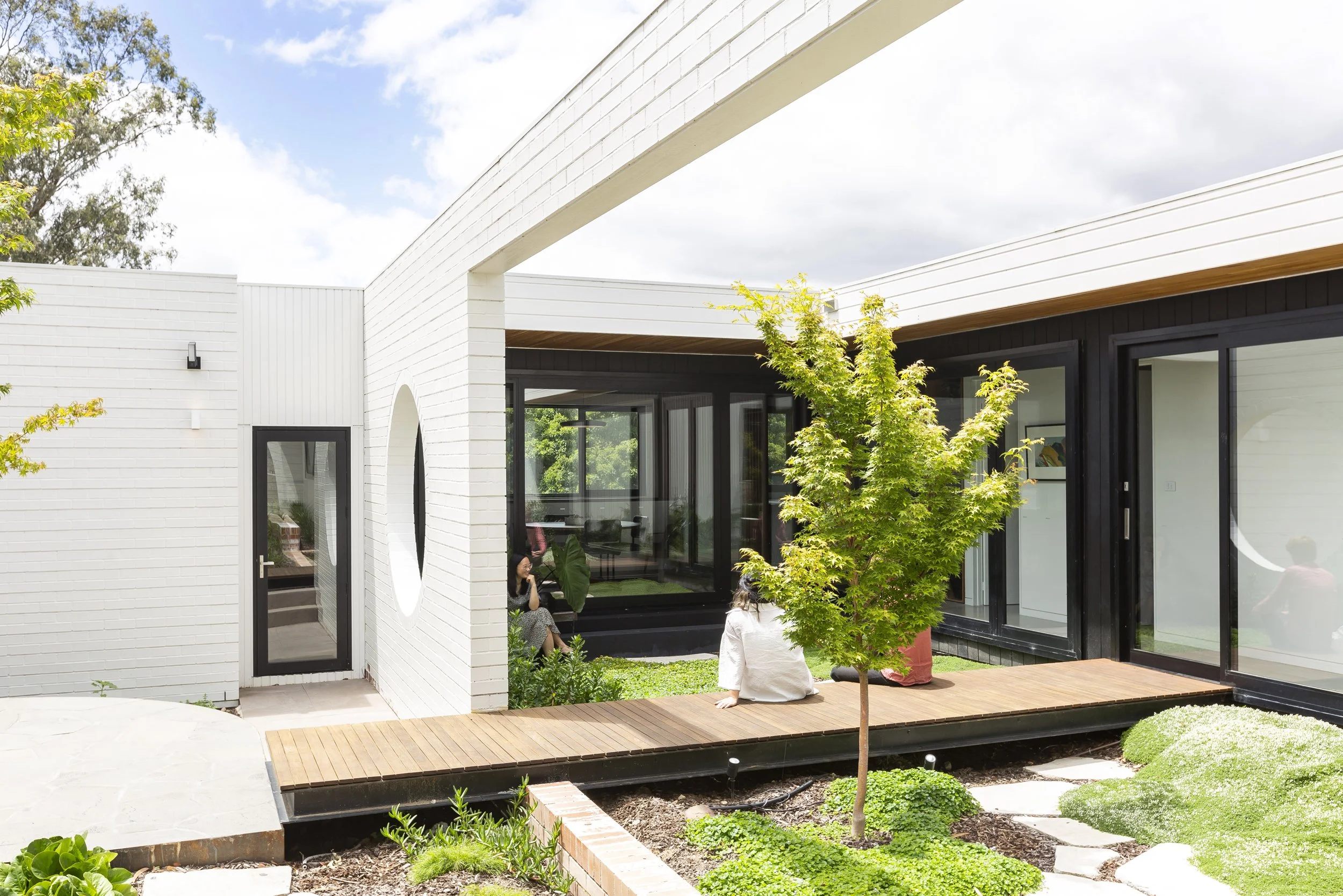 Jingston House, 
Designed by Rob Henry Architects 
© Ben King Photography