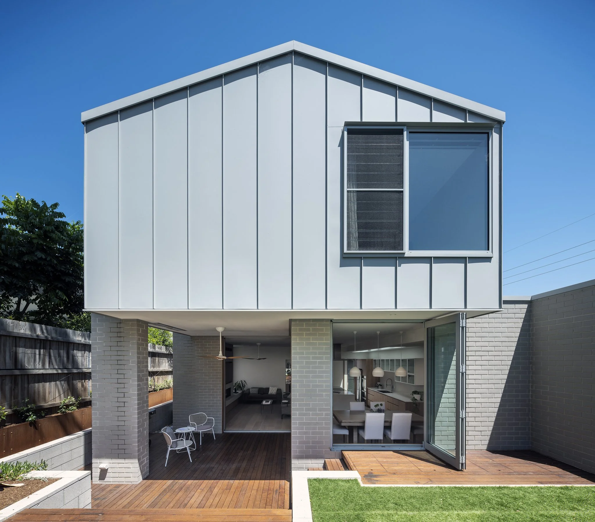 Raven House
Designed by Bijl Architecture
© Tom Ferguson