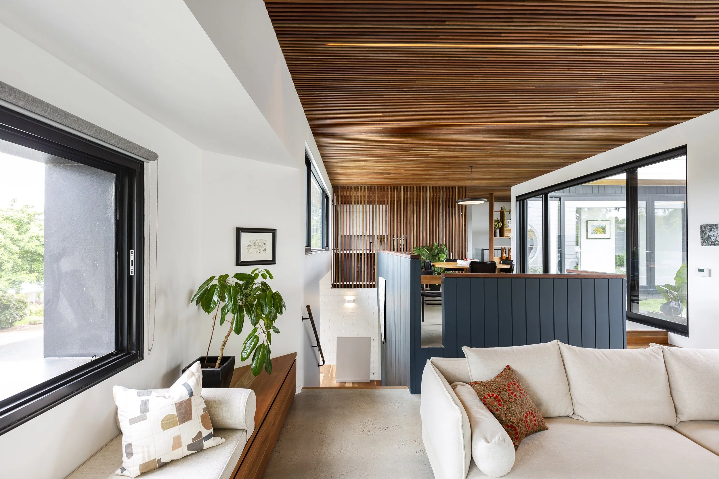 Jingston House, 
Designed by Rob Henry Architects 
© Ben King Photography