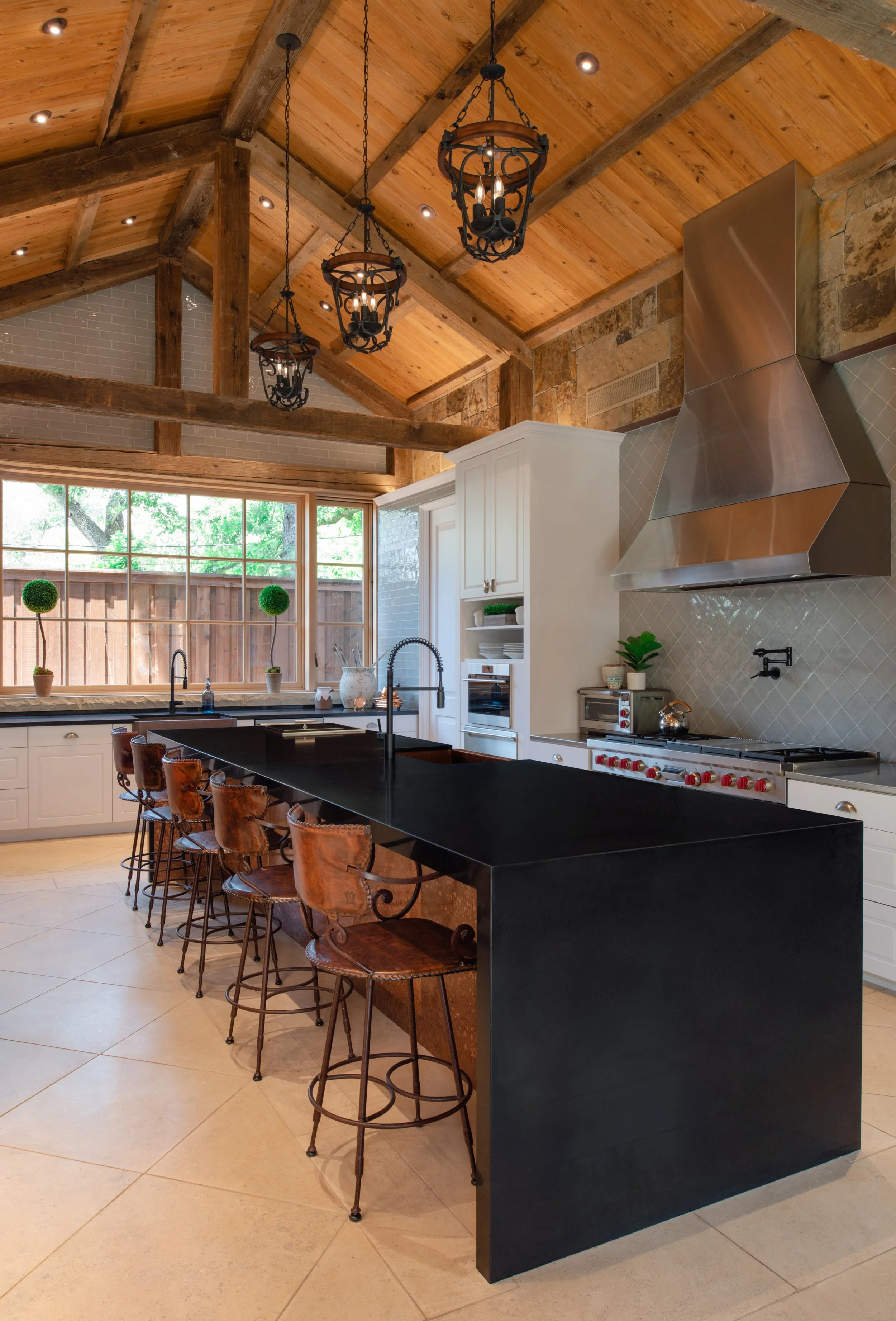 Kitchen by David Lewis Builder LLC