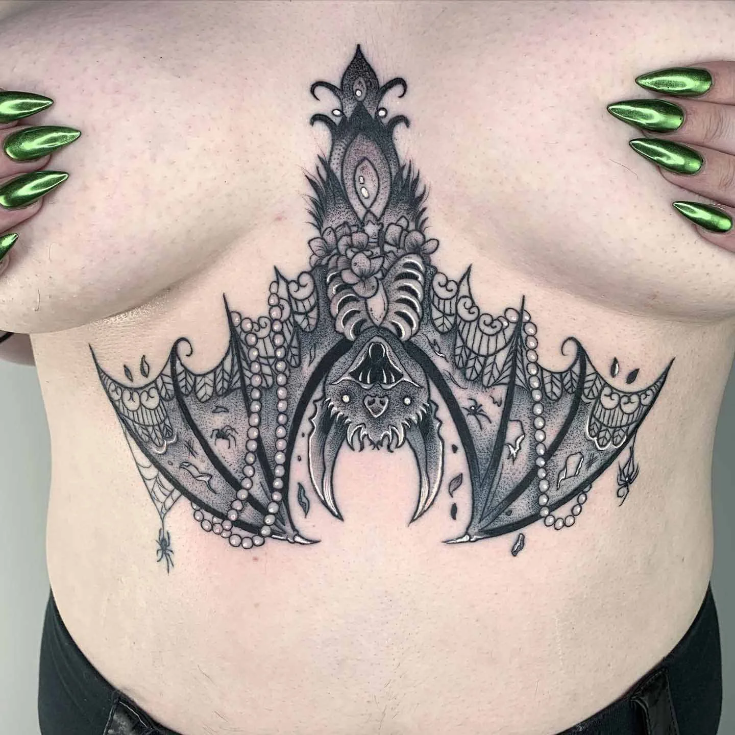 5_MaxGalen_Portfolio_GuruTattoo.jpg
