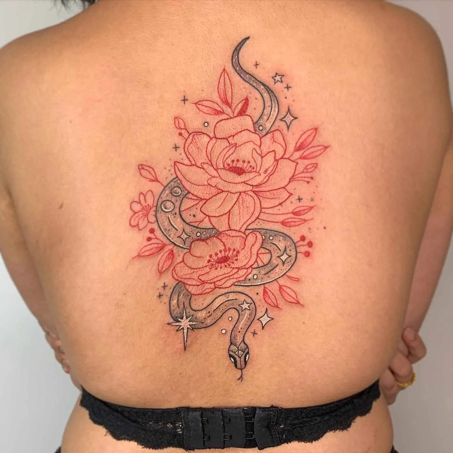 9_MaxGalen_Portfolio_GuruTattoo.jpg