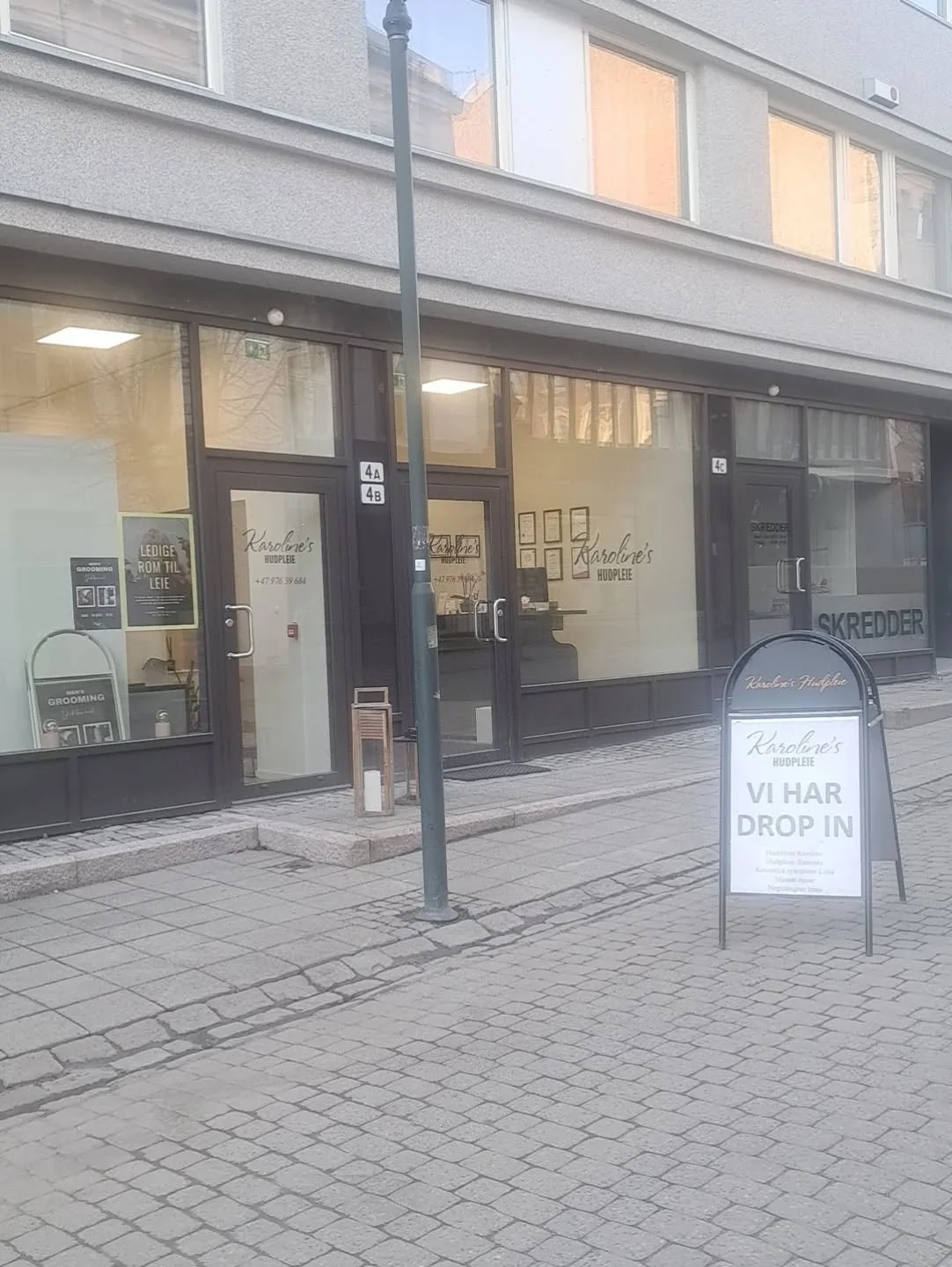 Torsdag har vi &aring;pent 8.30-19.30🤩
Velkommen innom
#&aring;pningstider #beautysalon #skj&oslash;nnhetogvelv&aelig;re @honefossby