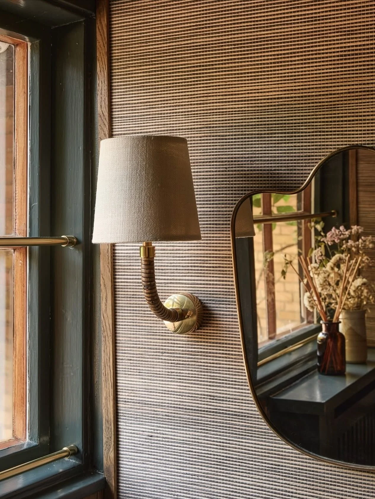 Porta Romana, Holden Wall Light 

@portaromanauk