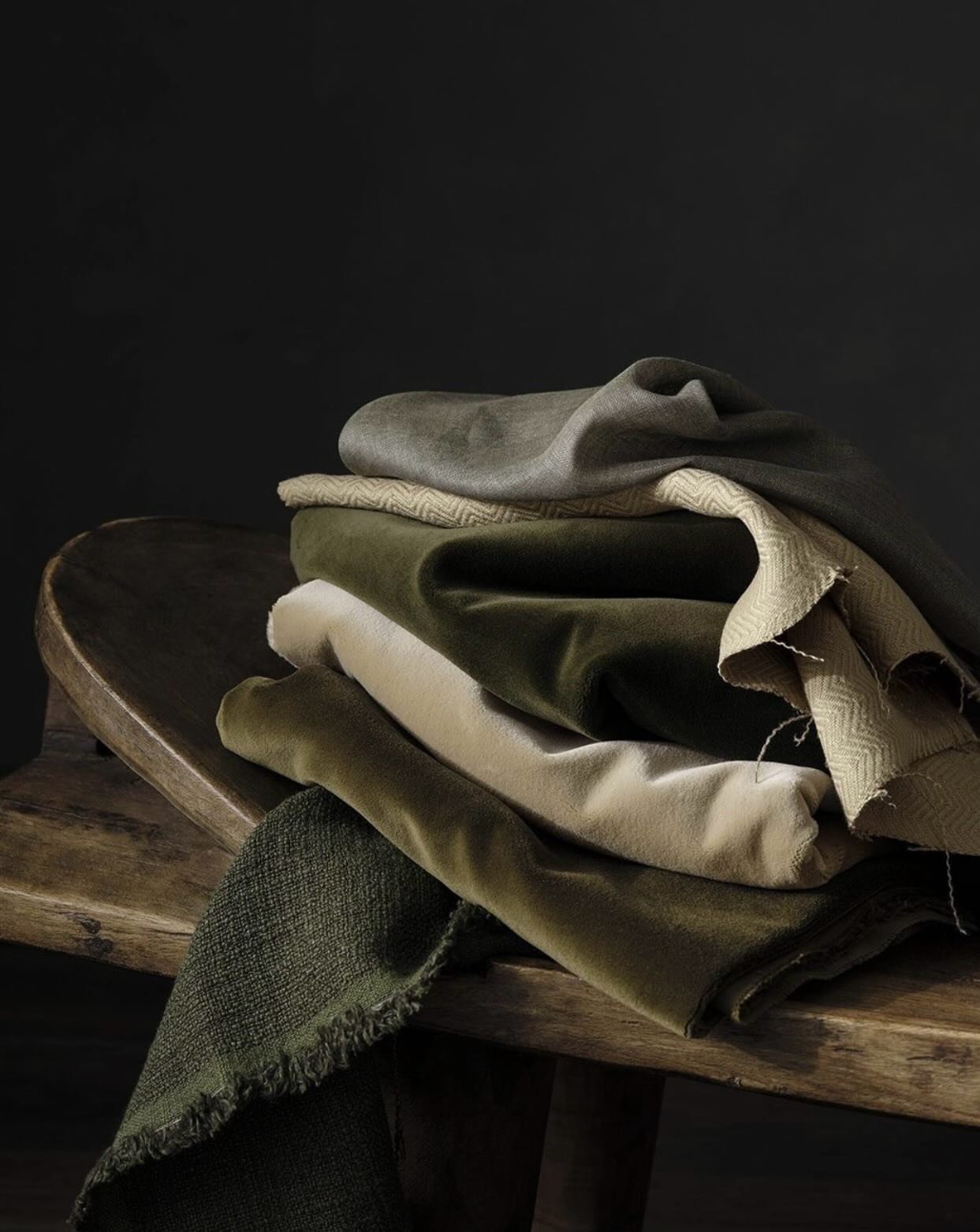 Vi f&oslash;rer alle de vakre tekstilene fra de Le Cuona

@delecuona