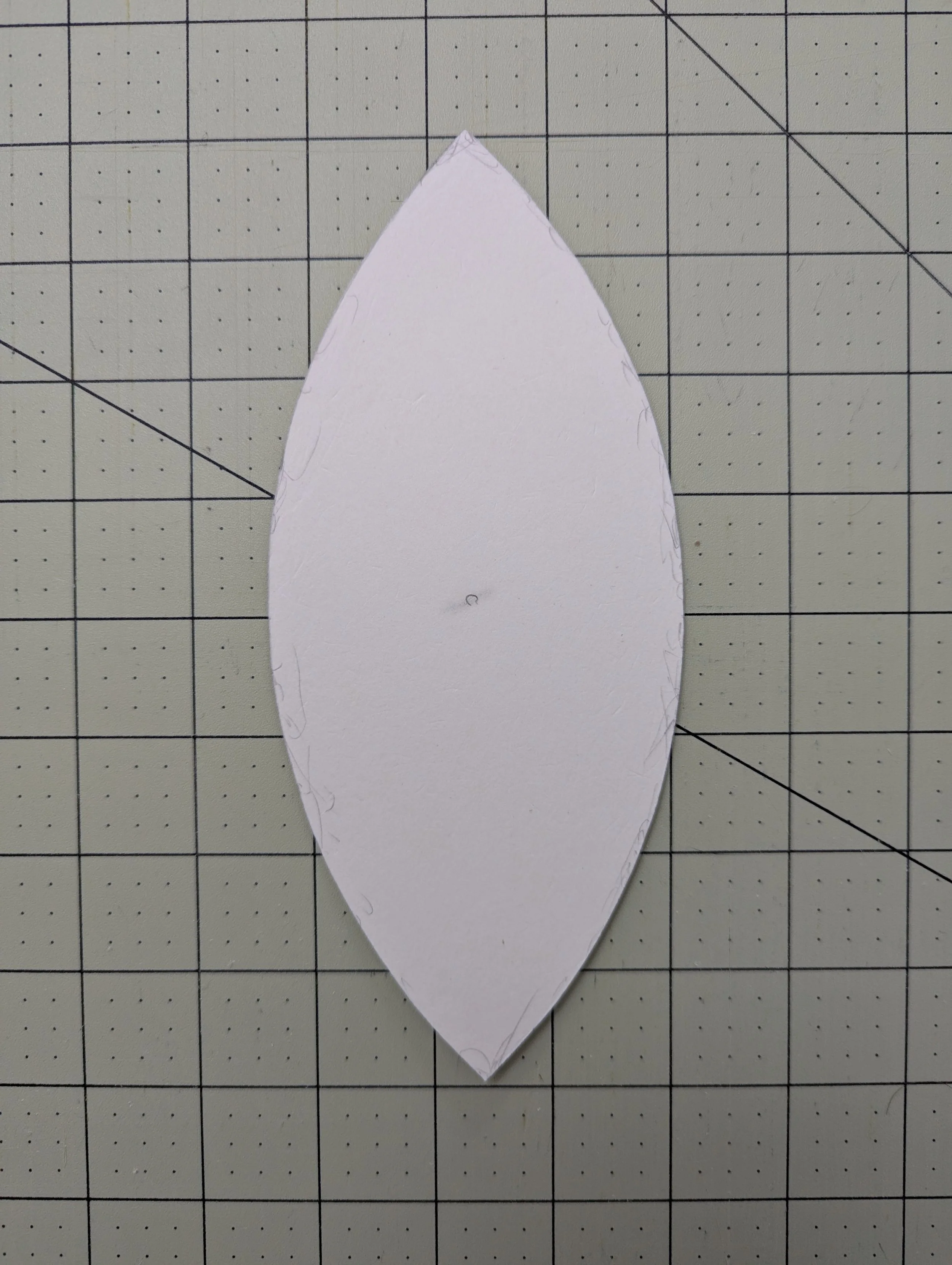 Convex piece of an orange peel template