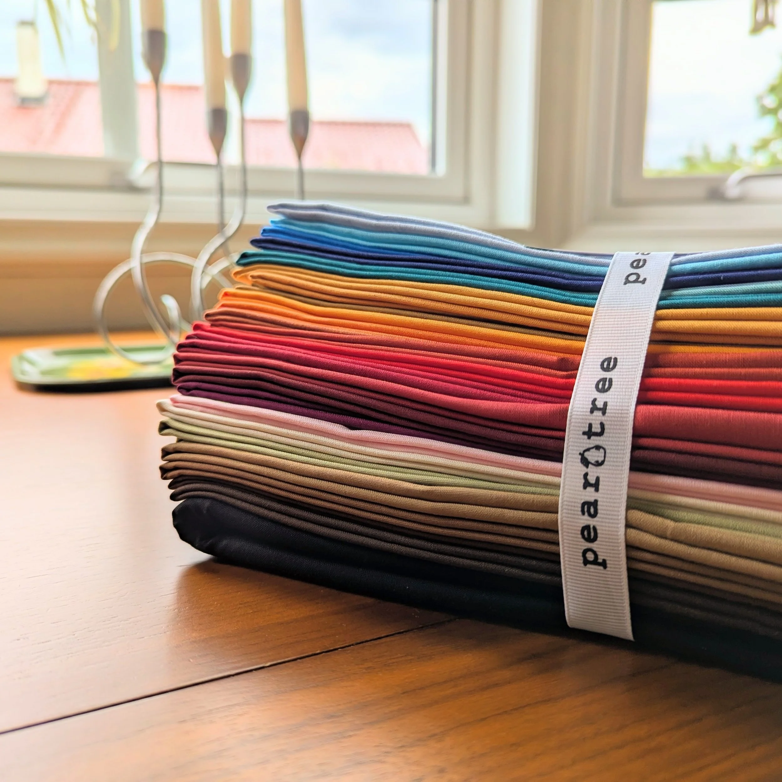 Anyone else QuiltCon cramming?? 😳 Not sure if I&rsquo;ll make the deadline, but I&rsquo;m trying!

This weekend is all about getting some serious work done on my #quiltcon submission. This project requires VERY specific colors, but not large quantit