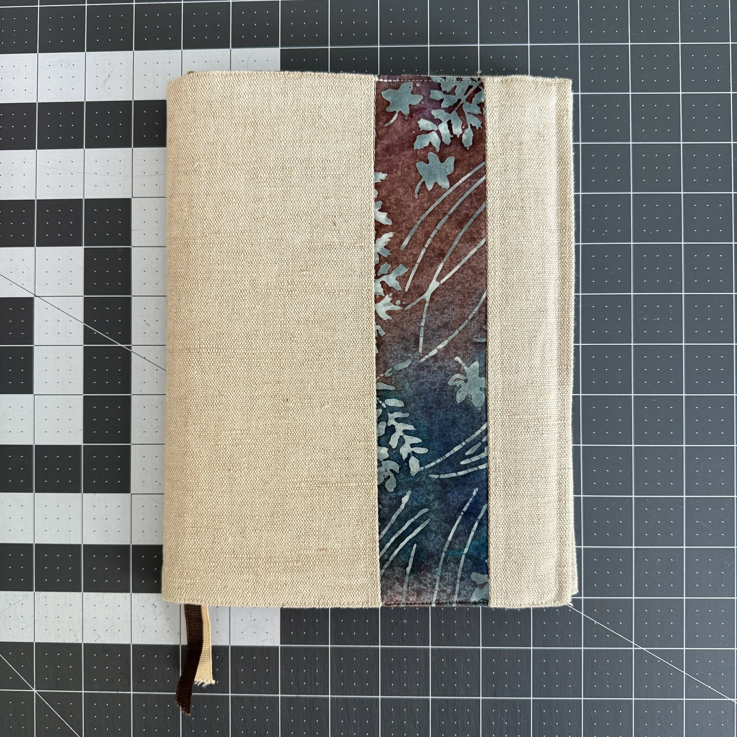 Julia of Julia Wachs Designs on Millie & Bun Designs Five Favs blog
