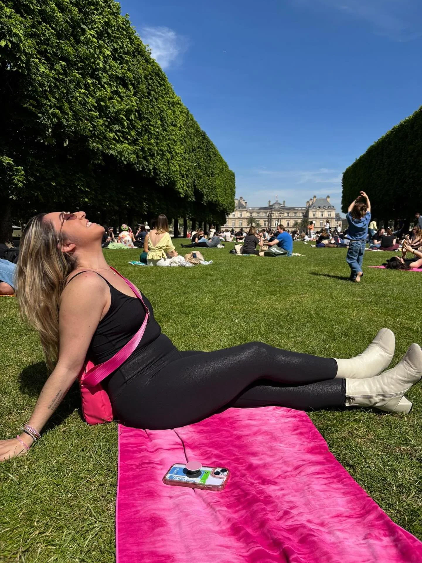 I don&rsquo;t know about you but I&rsquo;m feelin 32 

I danced my birthday in PARIS

With my beautiful Bea, Sabre, Isaac, and Richard 

This day was my DREAMIEST solar return 

Picnics in Luxembourg Garden, high heels dance class, drinks and laughte