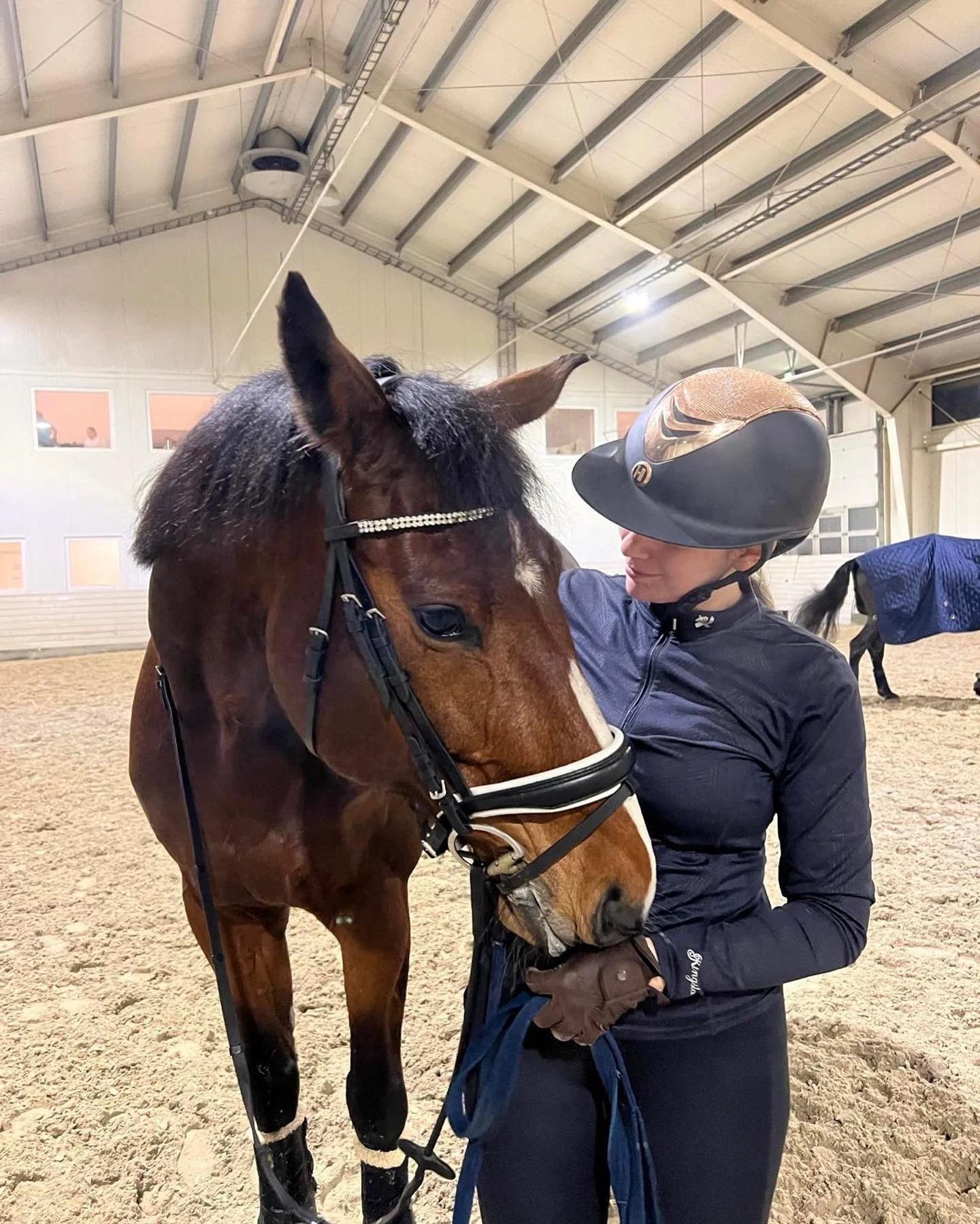 Jeg &oslash;nsker alle nye og gamle kunder en riktig god p&aring;ske 🐣🚛🐴 Hilsen EQUIMOVE
