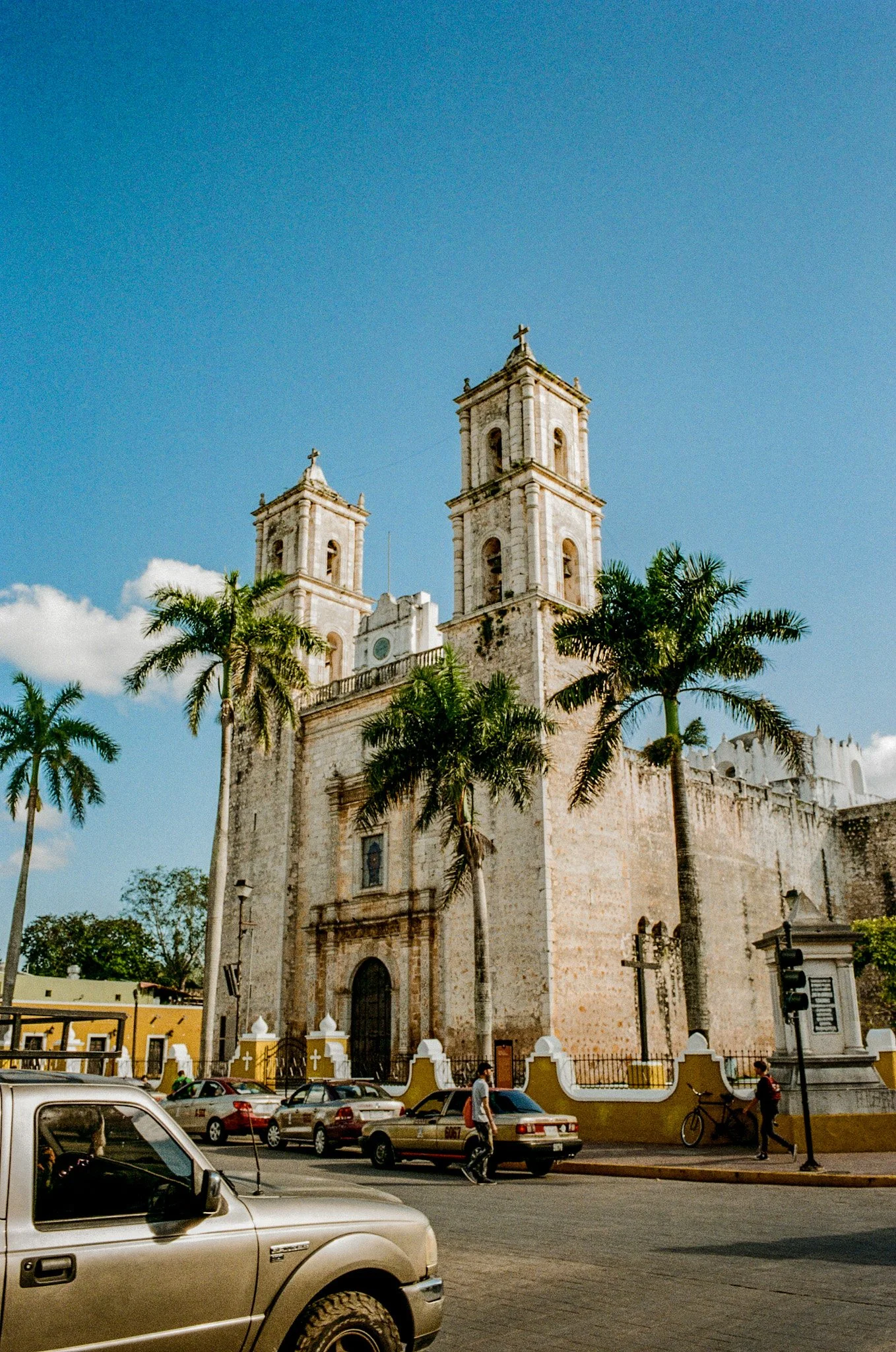 7292 012425 1-003.jpg