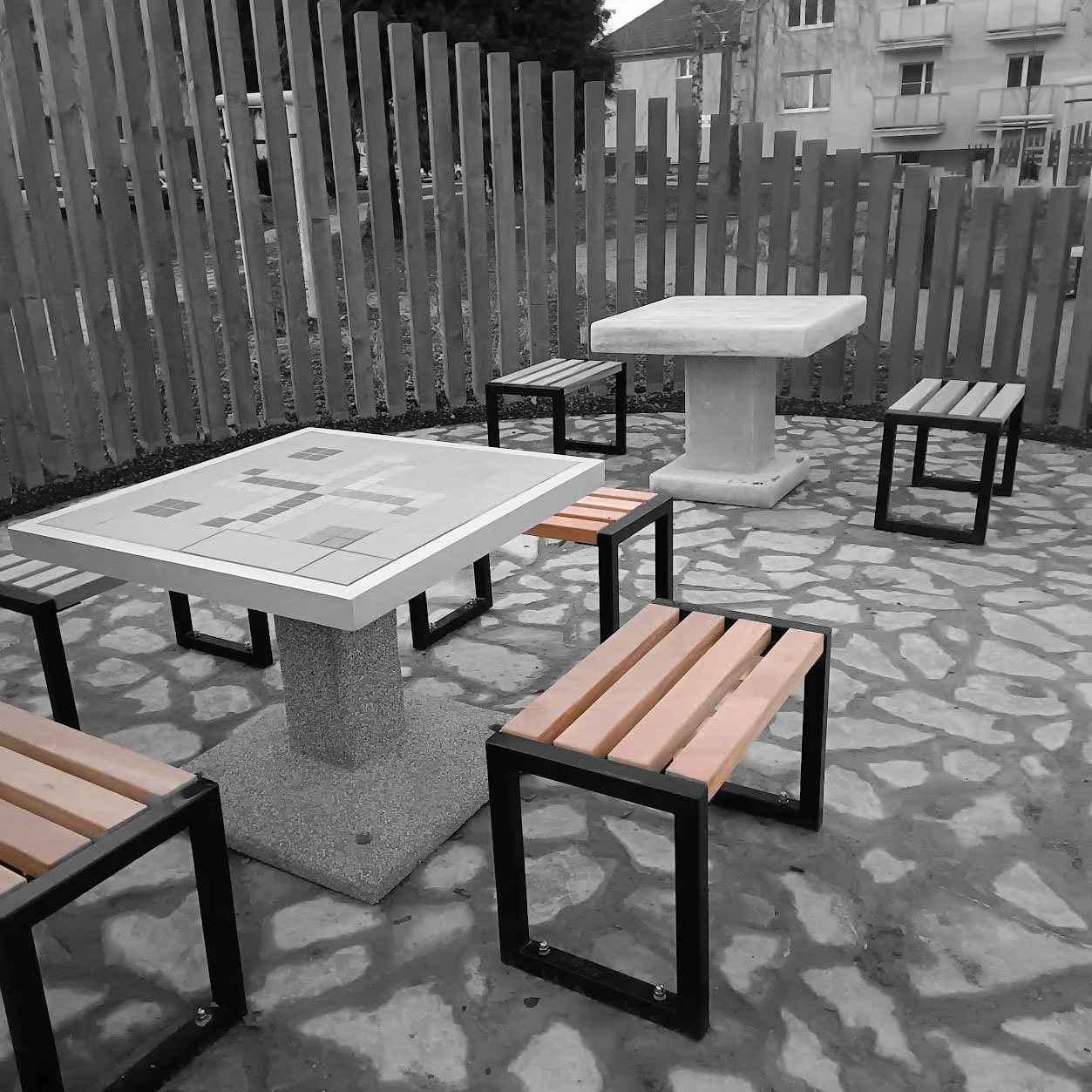 STRÁŽSKE - Vnútrobloky