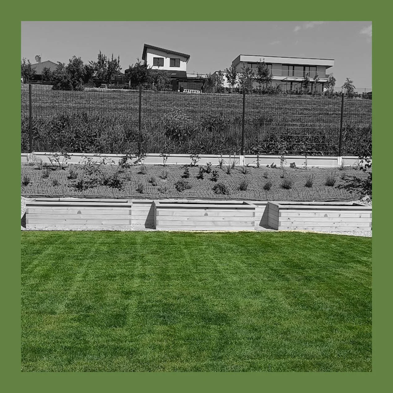 ROZHANOVCE - Rodinná záhrada